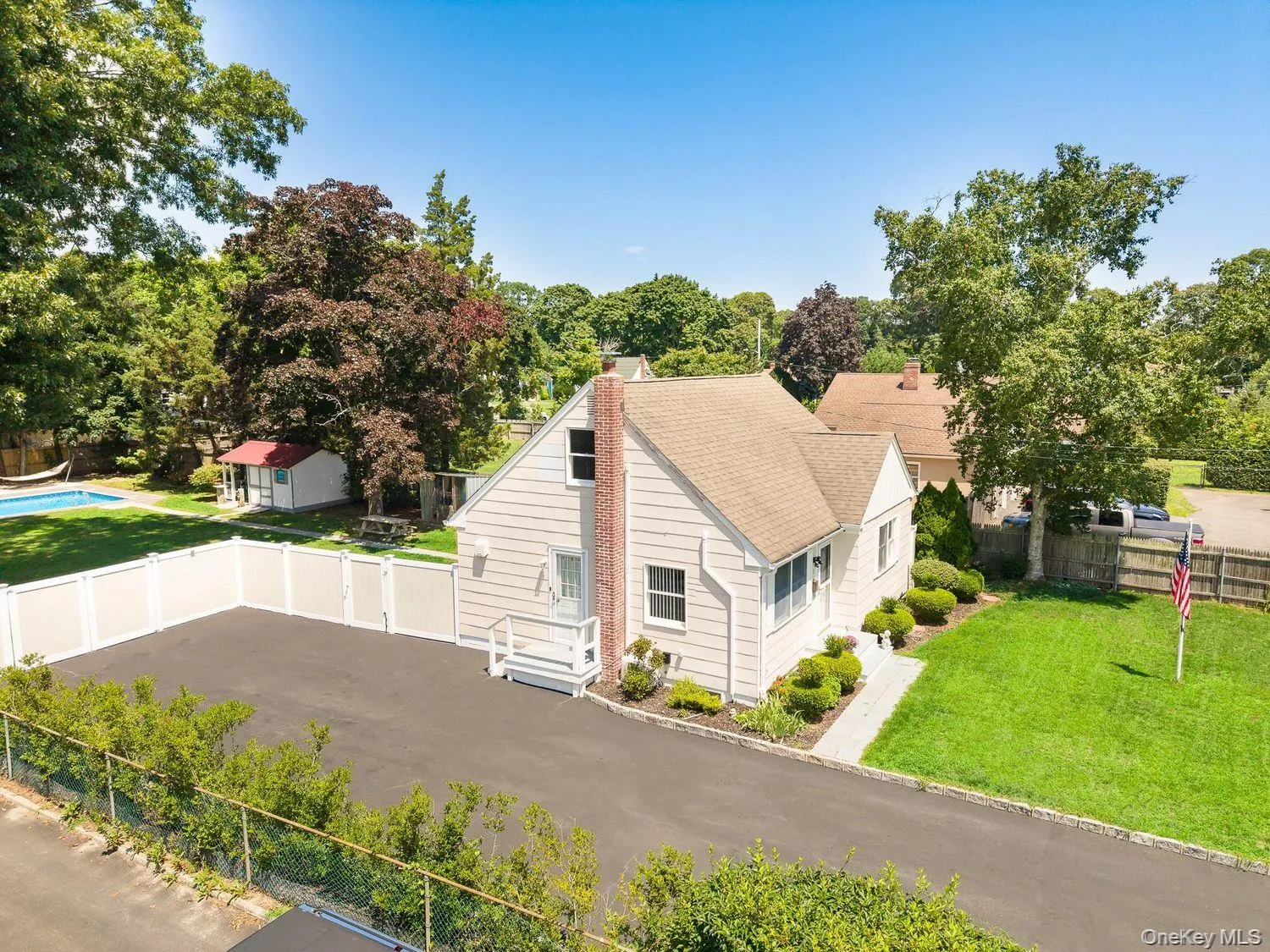 60 Hubbard Avenue, Riverhead, NY, 3 Bedrooms Bedrooms, 8 Rooms Rooms,2 BathroomsBathrooms,Residential,For Rent,Hubbard,0,1031536 60 Hubbard Avenue, Riverhead, NY, 3 Bedrooms Bedrooms, 8 Rooms Rooms,2 BathroomsBathrooms,Residential,For Rent,Hubbard,0,1031536