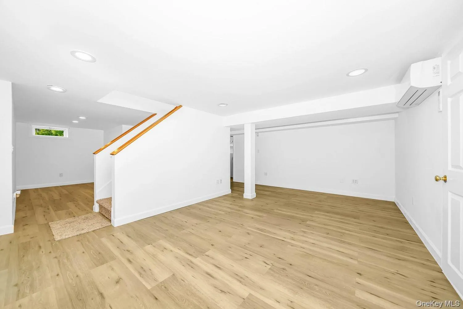 60 Hubbard Avenue, Riverhead, NY, 3 Bedrooms Bedrooms, 8 Rooms Rooms,2 BathroomsBathrooms,Residential,For Rent,Hubbard,0,1031536 60 Hubbard Avenue, Riverhead, NY, 3 Bedrooms Bedrooms, 8 Rooms Rooms,2 BathroomsBathrooms,Residential,For Rent,Hubbard,0,1031536