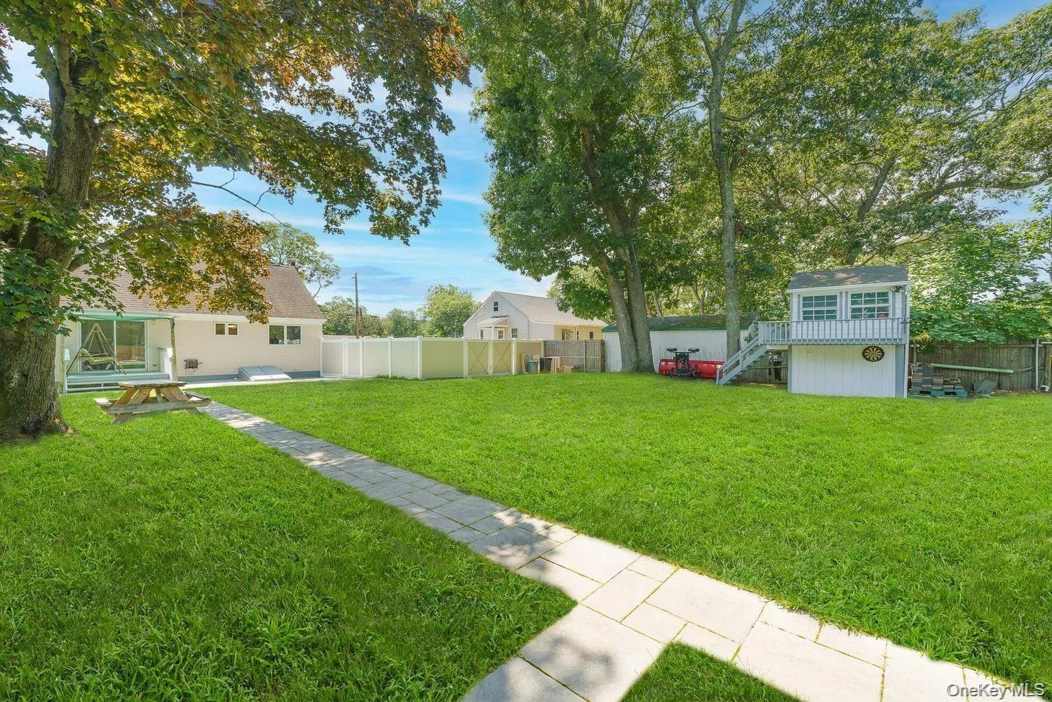 60 Hubbard Avenue, Riverhead, NY, 3 Bedrooms Bedrooms, 8 Rooms Rooms,2 BathroomsBathrooms,Residential,For Rent,Hubbard,0,1031536 60 Hubbard Avenue, Riverhead, NY, 3 Bedrooms Bedrooms, 8 Rooms Rooms,2 BathroomsBathrooms,Residential,For Rent,Hubbard,0,1031536