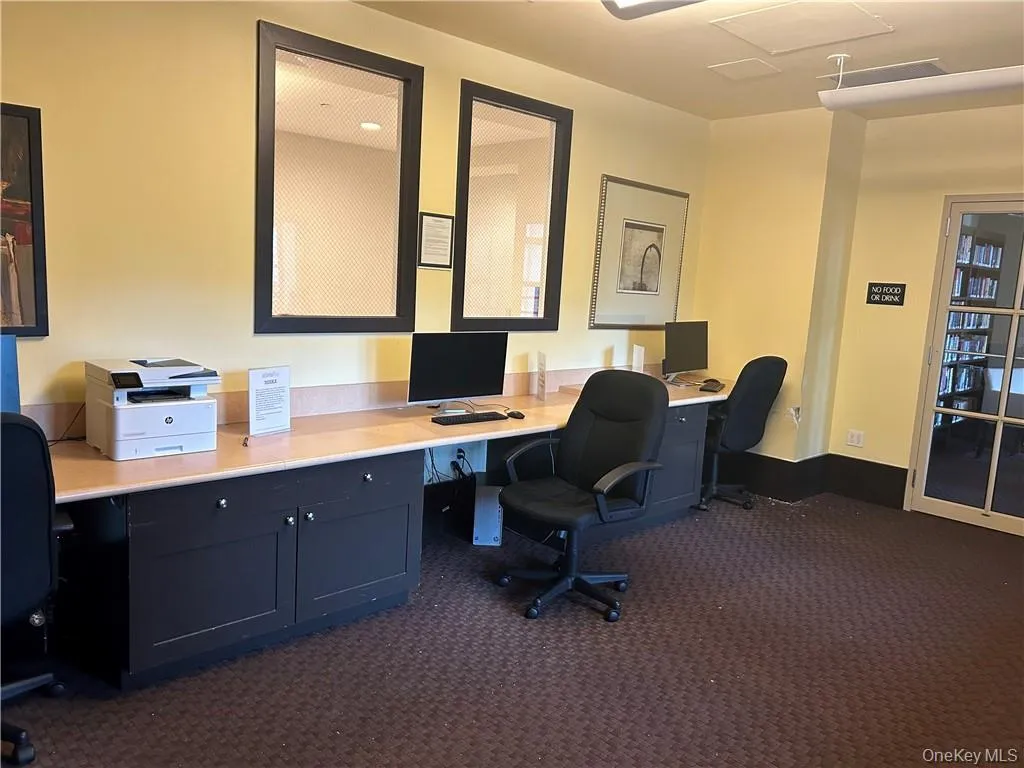 Business Center Business Center