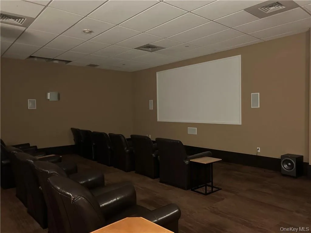 300 Mamaroneck Avenue, White Plains, NY, 1 Bedroom Bedrooms, 3 Rooms Rooms,1 BathroomBathrooms,Residential Lease,For Rent,Mamaroneck,0,1031537 300 Mamaroneck Avenue, White Plains, NY, 1 Bedroom Bedrooms, 3 Rooms Rooms,1 BathroomBathrooms,Residential Lease,For Rent,Mamaroneck,0,1031537