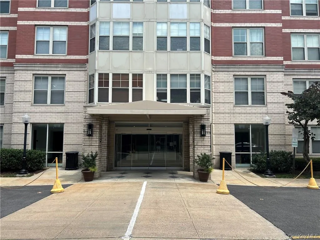 300 Mamaroneck Avenue, White Plains, NY, 1 Bedroom Bedrooms, 3 Rooms Rooms,1 BathroomBathrooms,Residential Lease,For Rent,Mamaroneck,0,1031537 300 Mamaroneck Avenue, White Plains, NY, 1 Bedroom Bedrooms, 3 Rooms Rooms,1 BathroomBathrooms,Residential Lease,For Rent,Mamaroneck,0,1031537