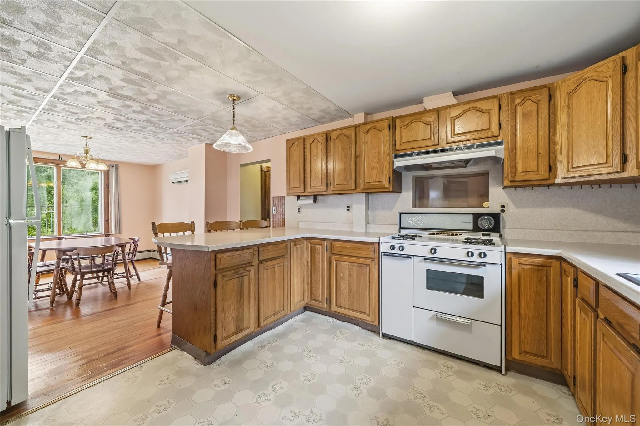 8 Norris Drive, Bethel, NY, 4 Bedrooms Bedrooms, 14 Rooms Rooms,2 BathroomsBathrooms,Residential,For Rent,Norris,0,1031539 8 Norris Drive, Bethel, NY, 4 Bedrooms Bedrooms, 14 Rooms Rooms,2 BathroomsBathrooms,Residential,For Rent,Norris,0,1031539