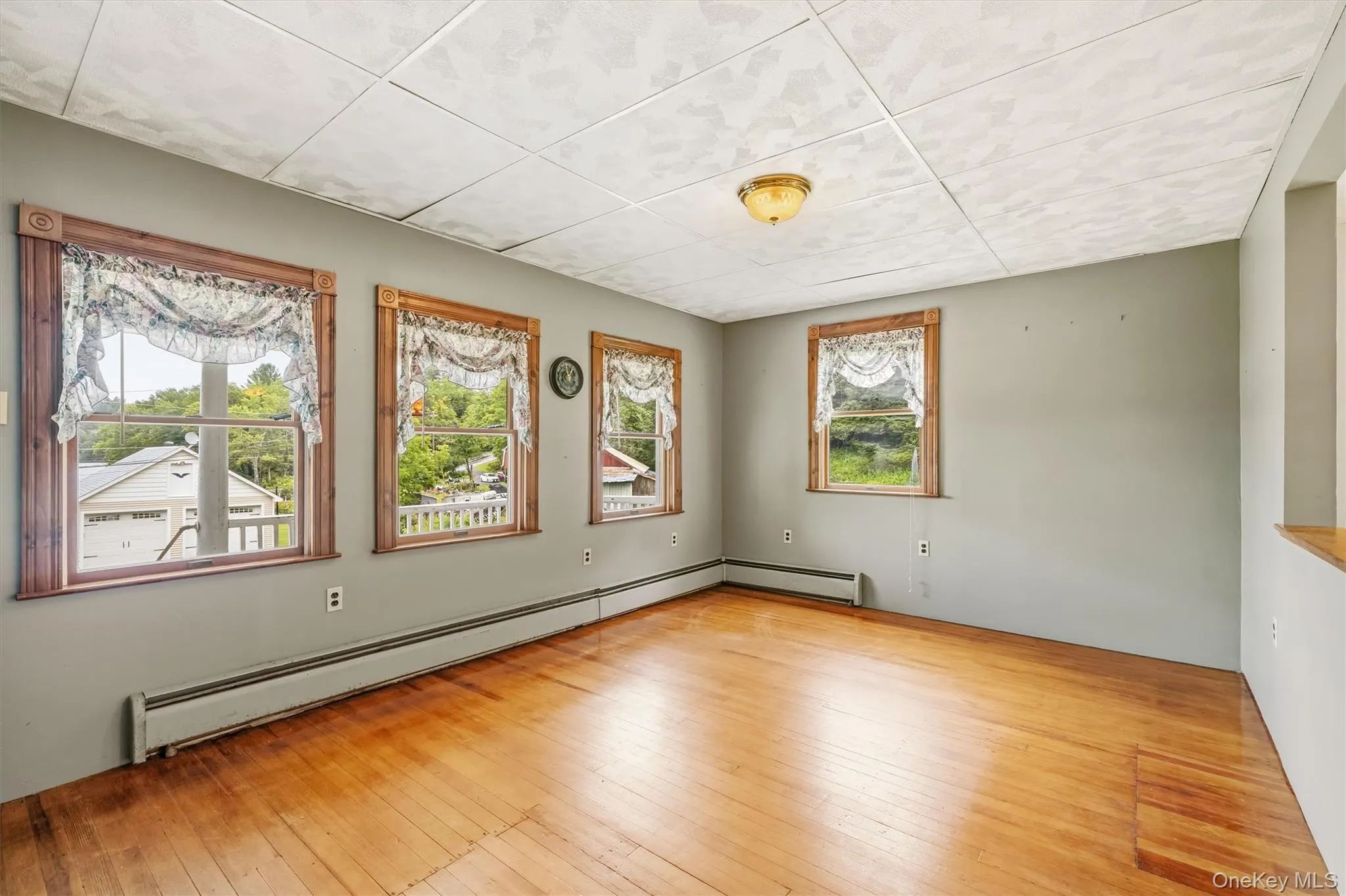 8 Norris Drive, Bethel, NY, 4 Bedrooms Bedrooms, 14 Rooms Rooms,2 BathroomsBathrooms,Residential,For Rent,Norris,0,1031539 8 Norris Drive, Bethel, NY, 4 Bedrooms Bedrooms, 14 Rooms Rooms,2 BathroomsBathrooms,Residential,For Rent,Norris,0,1031539