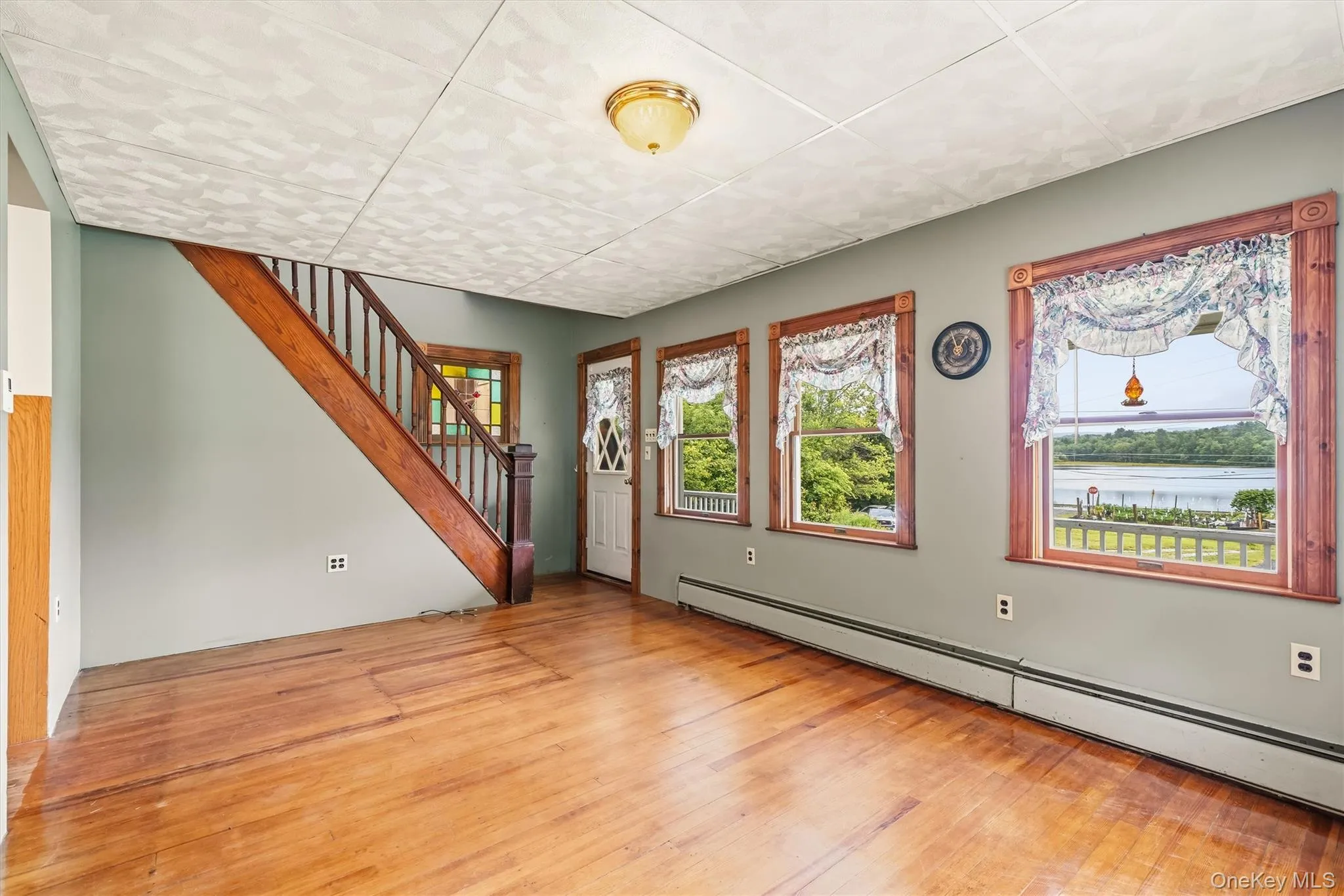 8 Norris Drive, Bethel, NY, 4 Bedrooms Bedrooms, 14 Rooms Rooms,2 BathroomsBathrooms,Residential,For Rent,Norris,0,1031539 8 Norris Drive, Bethel, NY, 4 Bedrooms Bedrooms, 14 Rooms Rooms,2 BathroomsBathrooms,Residential,For Rent,Norris,0,1031539