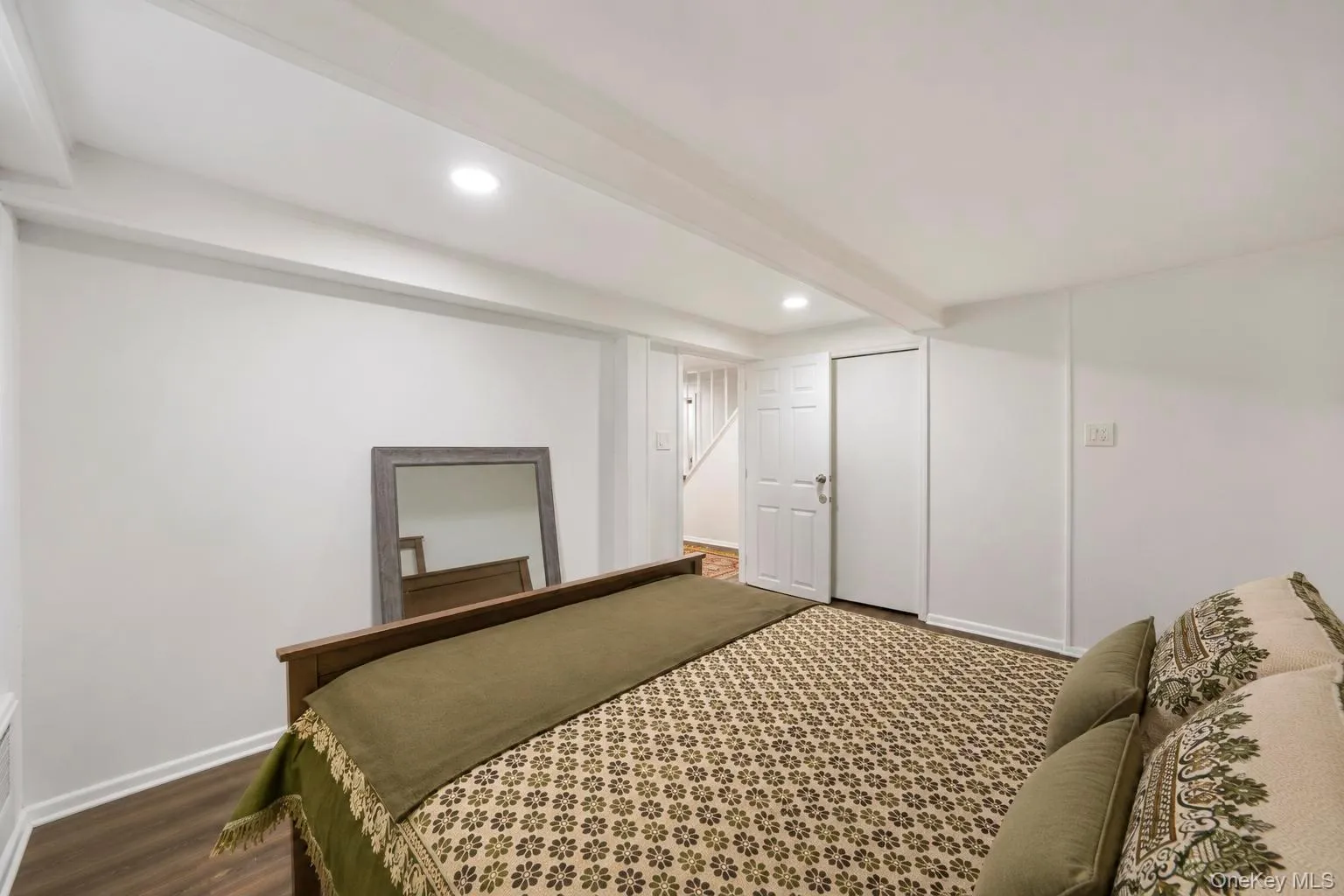 52 Fenimore Street, Hempstead, NY, 4 Bedrooms Bedrooms, 8 Rooms Rooms,3 BathroomsBathrooms,Residential,For Rent,Fenimore,0,1031542 52 Fenimore Street, Hempstead, NY, 4 Bedrooms Bedrooms, 8 Rooms Rooms,3 BathroomsBathrooms,Residential,For Rent,Fenimore,0,1031542