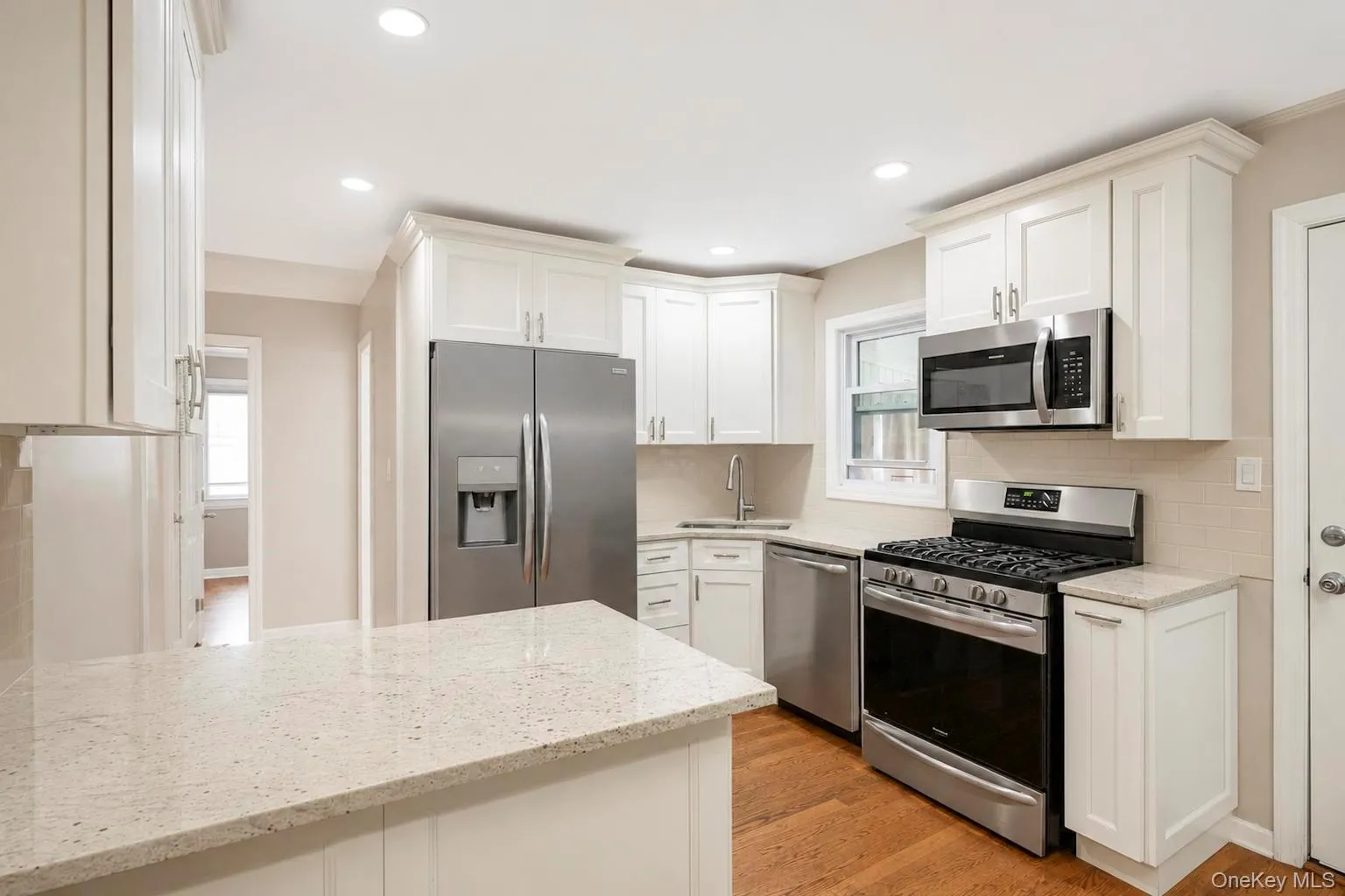 52 Fenimore Street, Hempstead, NY, 4 Bedrooms Bedrooms, 8 Rooms Rooms,3 BathroomsBathrooms,Residential,For Rent,Fenimore,0,1031542 52 Fenimore Street, Hempstead, NY, 4 Bedrooms Bedrooms, 8 Rooms Rooms,3 BathroomsBathrooms,Residential,For Rent,Fenimore,0,1031542