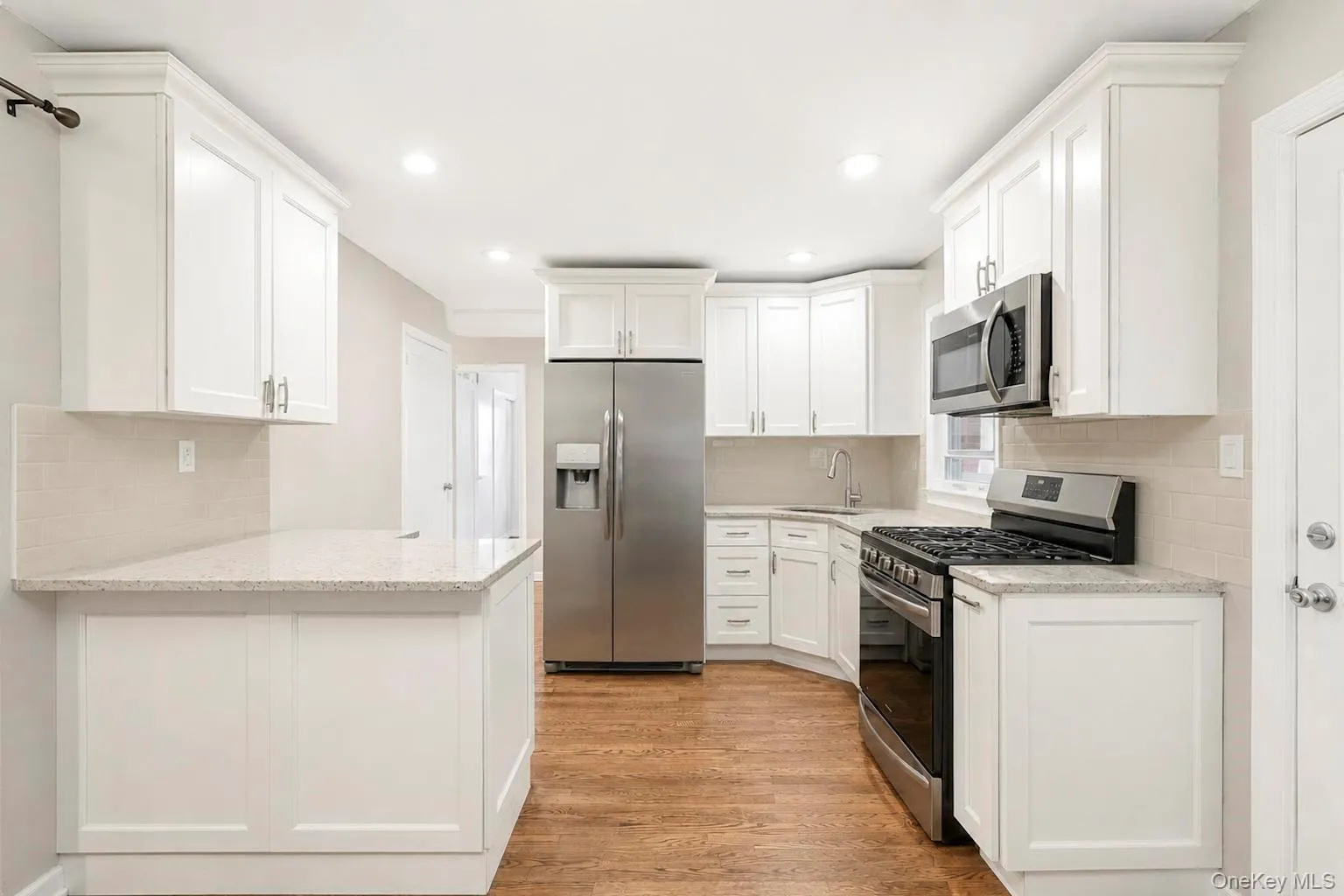 52 Fenimore Street, Hempstead, NY, 4 Bedrooms Bedrooms, 8 Rooms Rooms,3 BathroomsBathrooms,Residential,For Rent,Fenimore,0,1031542 52 Fenimore Street, Hempstead, NY, 4 Bedrooms Bedrooms, 8 Rooms Rooms,3 BathroomsBathrooms,Residential,For Rent,Fenimore,0,1031542