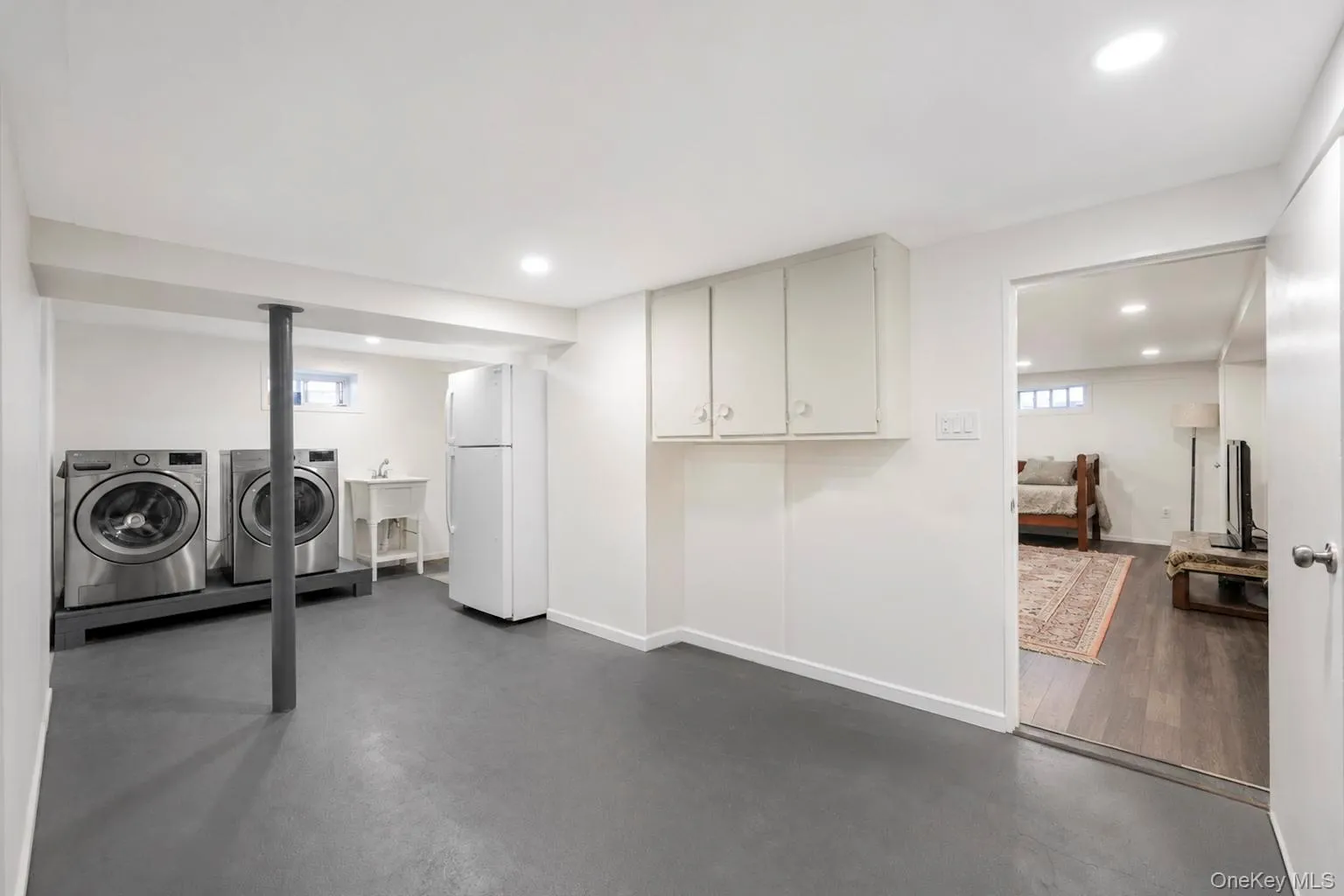 52 Fenimore Street, Hempstead, NY, 4 Bedrooms Bedrooms, 8 Rooms Rooms,3 BathroomsBathrooms,Residential,For Rent,Fenimore,0,1031542 52 Fenimore Street, Hempstead, NY, 4 Bedrooms Bedrooms, 8 Rooms Rooms,3 BathroomsBathrooms,Residential,For Rent,Fenimore,0,1031542