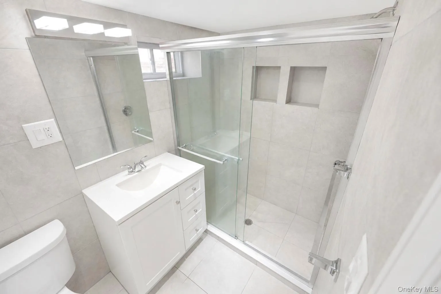 52 Fenimore Street, Hempstead, NY, 4 Bedrooms Bedrooms, 8 Rooms Rooms,3 BathroomsBathrooms,Residential,For Rent,Fenimore,0,1031542 52 Fenimore Street, Hempstead, NY, 4 Bedrooms Bedrooms, 8 Rooms Rooms,3 BathroomsBathrooms,Residential,For Rent,Fenimore,0,1031542