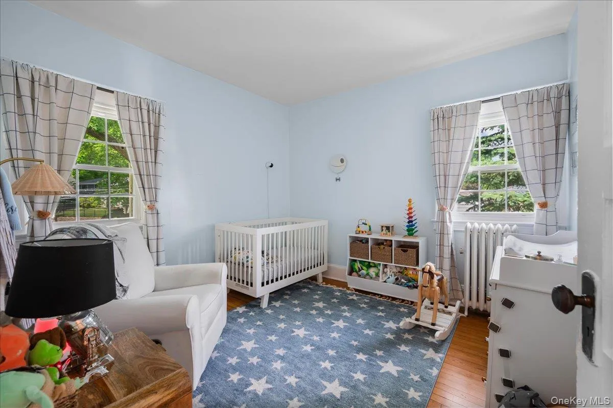 116 Soundview Avenue, Mamaroneck, NY, 4 Bedrooms Bedrooms, 6 Rooms Rooms,2 BathroomsBathrooms,Residential Lease,For Rent,Soundview,0,1031544 116 Soundview Avenue, Mamaroneck, NY, 4 Bedrooms Bedrooms, 6 Rooms Rooms,2 BathroomsBathrooms,Residential Lease,For Rent,Soundview,0,1031544