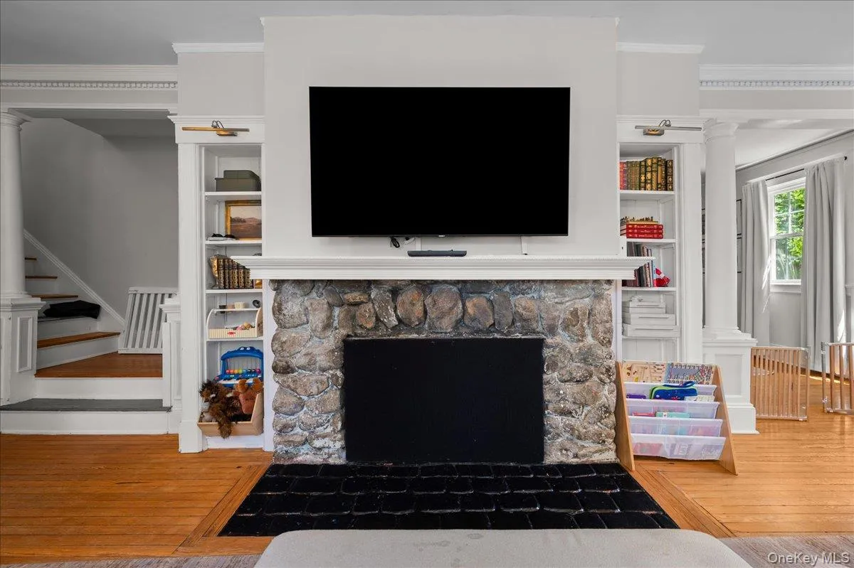 116 Soundview Avenue, Mamaroneck, NY, 4 Bedrooms Bedrooms, 6 Rooms Rooms,2 BathroomsBathrooms,Residential Lease,For Rent,Soundview,0,1031544 116 Soundview Avenue, Mamaroneck, NY, 4 Bedrooms Bedrooms, 6 Rooms Rooms,2 BathroomsBathrooms,Residential Lease,For Rent,Soundview,0,1031544