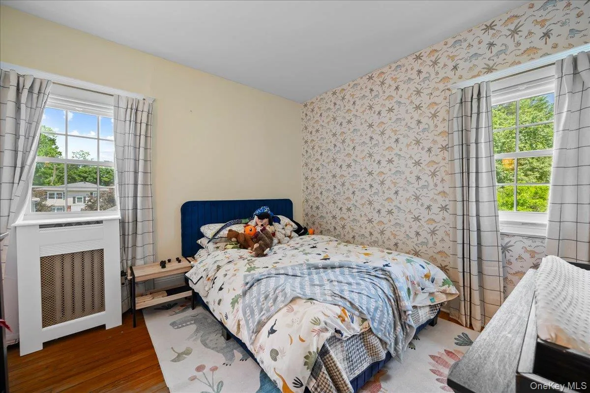 116 Soundview Avenue, Mamaroneck, NY, 4 Bedrooms Bedrooms, 6 Rooms Rooms,2 BathroomsBathrooms,Residential Lease,For Rent,Soundview,0,1031544 116 Soundview Avenue, Mamaroneck, NY, 4 Bedrooms Bedrooms, 6 Rooms Rooms,2 BathroomsBathrooms,Residential Lease,For Rent,Soundview,0,1031544