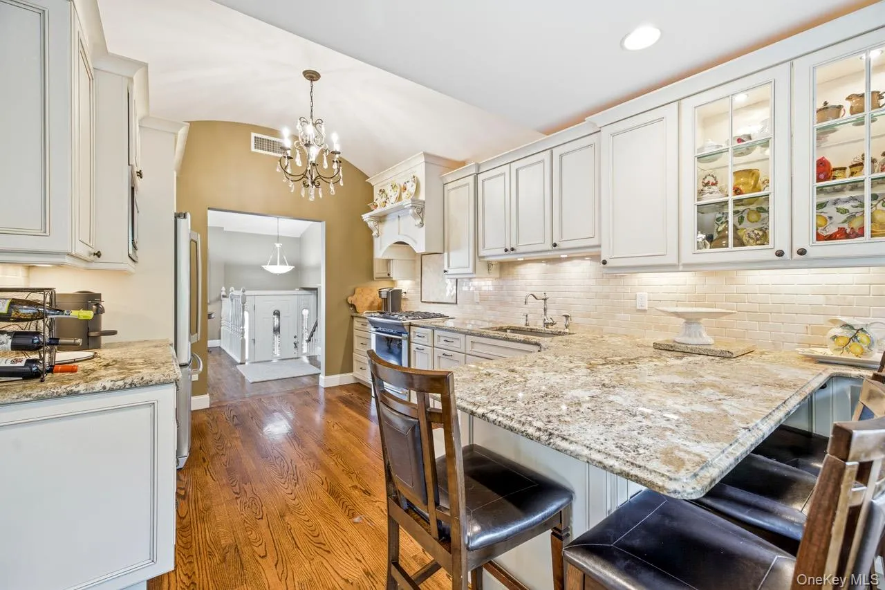 6 Huber Court, Hempstead, NY, 3 Bedrooms Bedrooms, 9 Rooms Rooms,2 BathroomsBathrooms,Residential,For Rent,Huber,0,1031548 6 Huber Court, Hempstead, NY, 3 Bedrooms Bedrooms, 9 Rooms Rooms,2 BathroomsBathrooms,Residential,For Rent,Huber,0,1031548