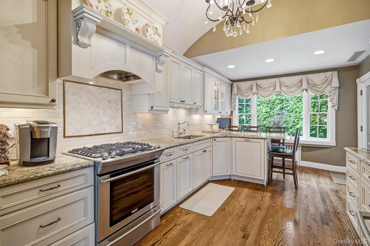 6 Huber Court, Hempstead, NY, 3 Bedrooms Bedrooms, 9 Rooms Rooms,2 BathroomsBathrooms,Residential,For Rent,Huber,0,1031548 6 Huber Court, Hempstead, NY, 3 Bedrooms Bedrooms, 9 Rooms Rooms,2 BathroomsBathrooms,Residential,For Rent,Huber,0,1031548