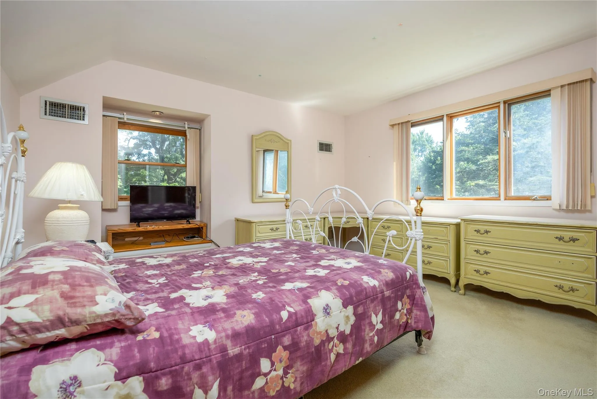 1 Short Street, Clarkstown, NY, 4 Bedrooms Bedrooms, 9 Rooms Rooms,2 BathroomsBathrooms,Residential,For Rent,Short,0,1031550 1 Short Street, Clarkstown, NY, 4 Bedrooms Bedrooms, 9 Rooms Rooms,2 BathroomsBathrooms,Residential,For Rent,Short,0,1031550