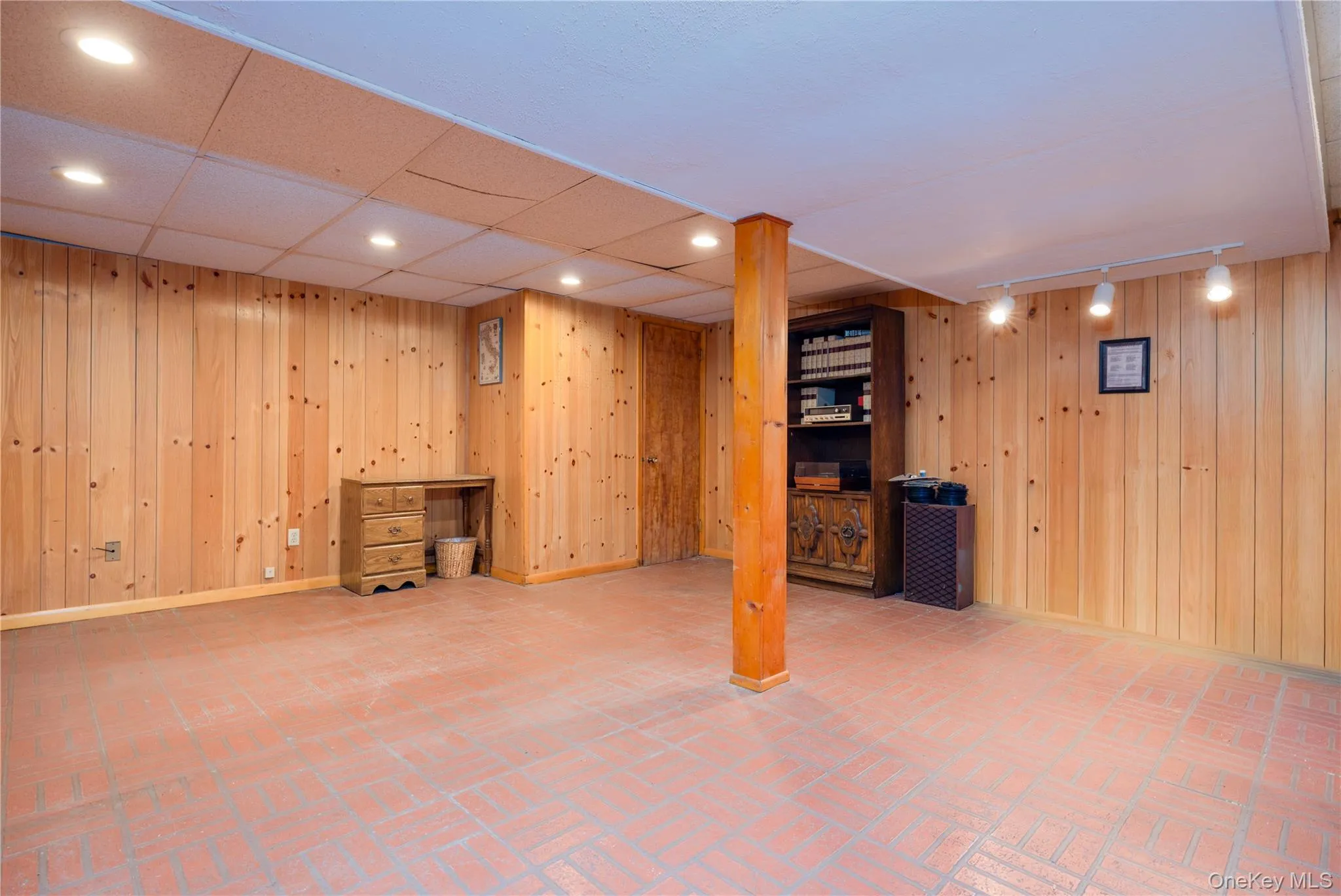 1 Short Street, Clarkstown, NY, 4 Bedrooms Bedrooms, 9 Rooms Rooms,2 BathroomsBathrooms,Residential,For Rent,Short,0,1031550 1 Short Street, Clarkstown, NY, 4 Bedrooms Bedrooms, 9 Rooms Rooms,2 BathroomsBathrooms,Residential,For Rent,Short,0,1031550