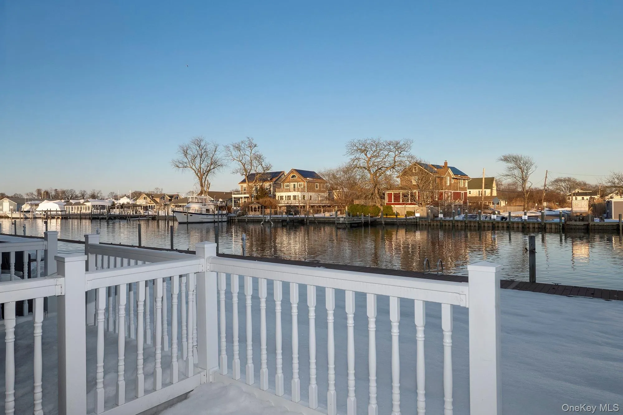 28 Watergate Lane, Brookhaven, NY, 1 Bedroom Bedrooms, 4 Rooms Rooms,1 BathroomBathrooms,Residential Lease,For Rent,Watergate,0,1031551 28 Watergate Lane, Brookhaven, NY, 1 Bedroom Bedrooms, 4 Rooms Rooms,1 BathroomBathrooms,Residential Lease,For Rent,Watergate,0,1031551