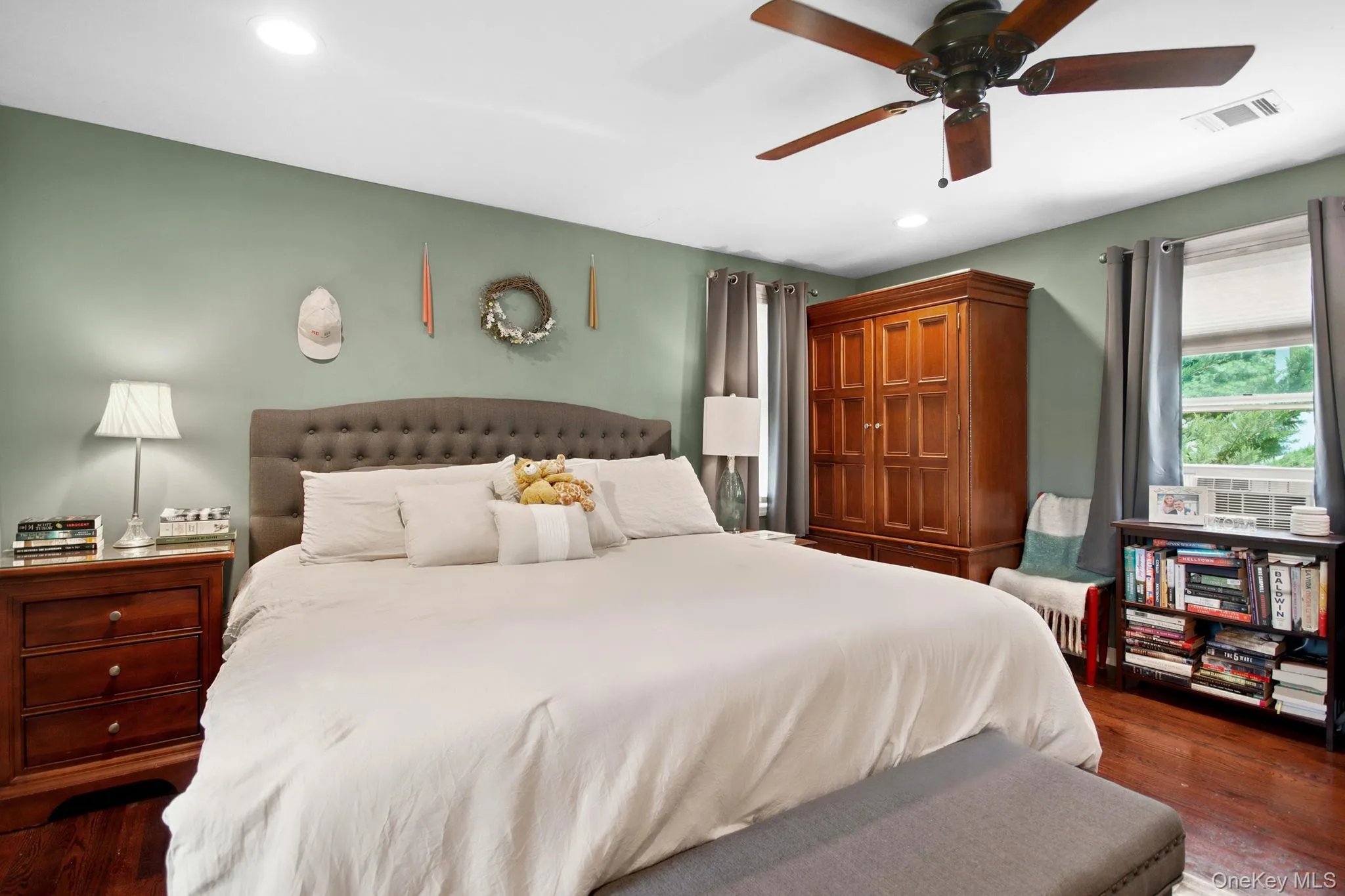 71 Kent Street, Beacon, NY, 3 Bedrooms Bedrooms, 6 Rooms Rooms,1 BathroomBathrooms,Residential,For Rent,Kent,0,1031553 71 Kent Street, Beacon, NY, 3 Bedrooms Bedrooms, 6 Rooms Rooms,1 BathroomBathrooms,Residential,For Rent,Kent,0,1031553