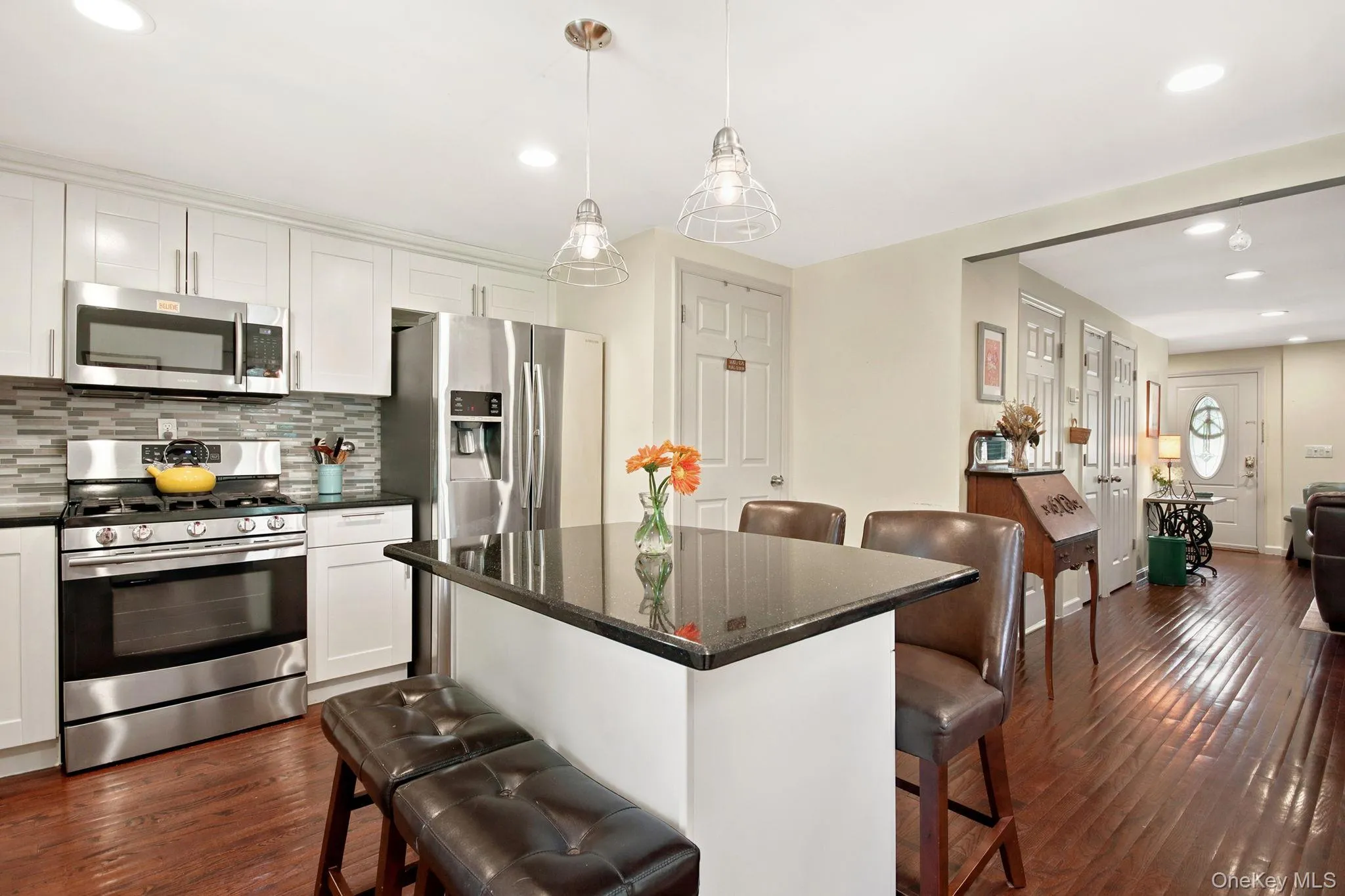 71 Kent Street, Beacon, NY, 3 Bedrooms Bedrooms, 6 Rooms Rooms,1 BathroomBathrooms,Residential,For Rent,Kent,0,1031553 71 Kent Street, Beacon, NY, 3 Bedrooms Bedrooms, 6 Rooms Rooms,1 BathroomBathrooms,Residential,For Rent,Kent,0,1031553