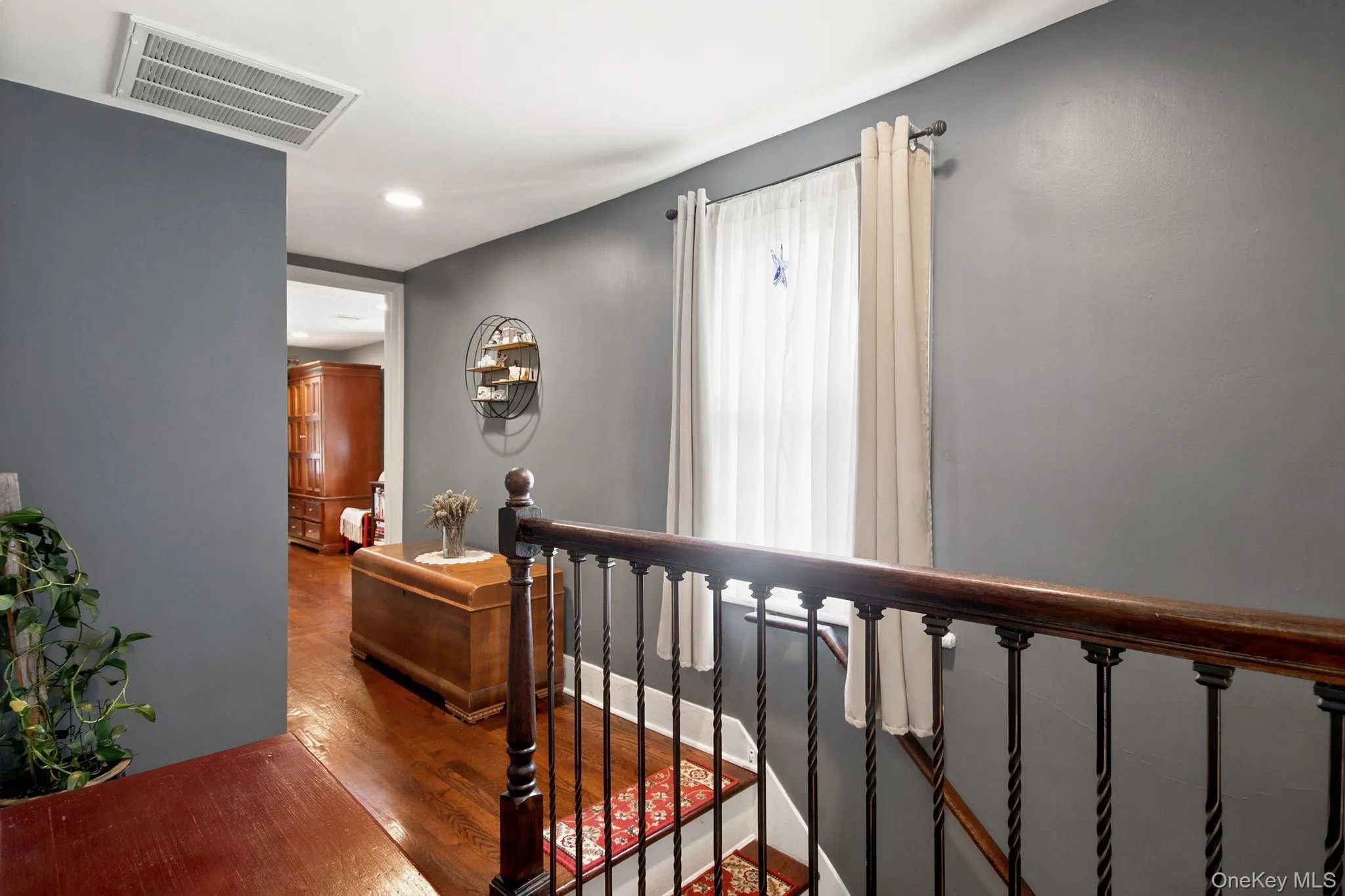 71 Kent Street, Beacon, NY, 3 Bedrooms Bedrooms, 6 Rooms Rooms,1 BathroomBathrooms,Residential,For Rent,Kent,0,1031553 71 Kent Street, Beacon, NY, 3 Bedrooms Bedrooms, 6 Rooms Rooms,1 BathroomBathrooms,Residential,For Rent,Kent,0,1031553