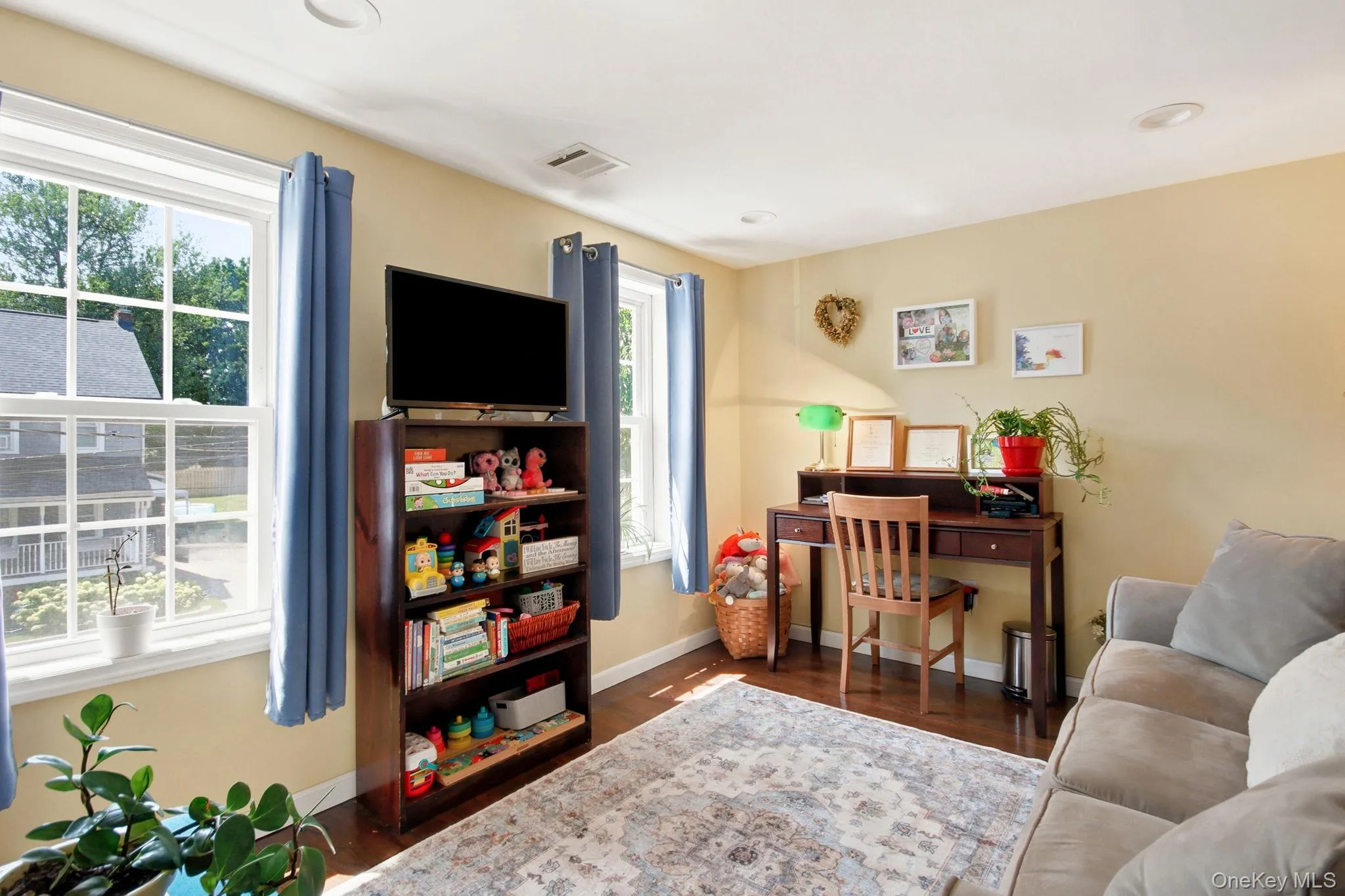 71 Kent Street, Beacon, NY, 3 Bedrooms Bedrooms, 6 Rooms Rooms,1 BathroomBathrooms,Residential,For Rent,Kent,0,1031553 71 Kent Street, Beacon, NY, 3 Bedrooms Bedrooms, 6 Rooms Rooms,1 BathroomBathrooms,Residential,For Rent,Kent,0,1031553