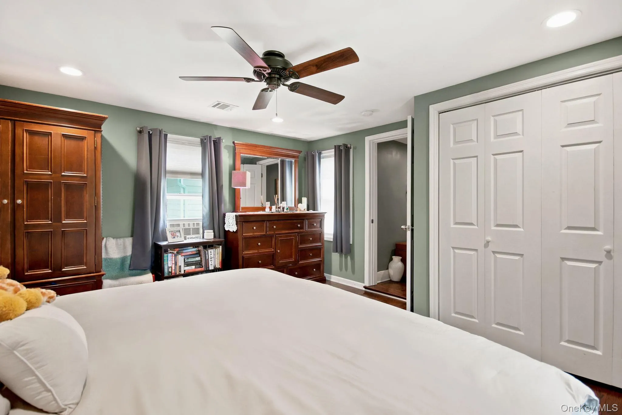 71 Kent Street, Beacon, NY, 3 Bedrooms Bedrooms, 6 Rooms Rooms,1 BathroomBathrooms,Residential,For Rent,Kent,0,1031553 71 Kent Street, Beacon, NY, 3 Bedrooms Bedrooms, 6 Rooms Rooms,1 BathroomBathrooms,Residential,For Rent,Kent,0,1031553