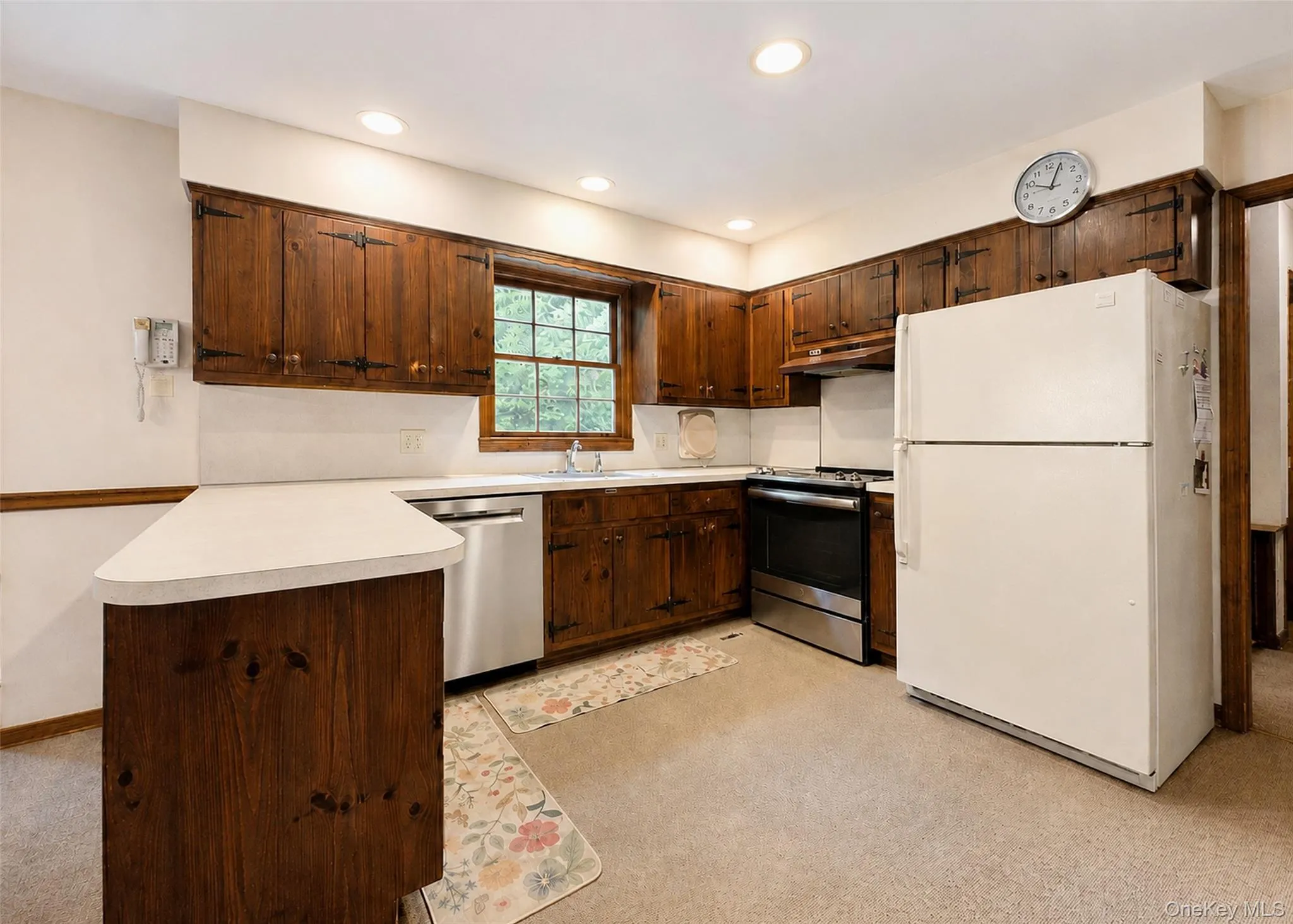 16 Woodhull Road, Brookhaven, NY, 4 Bedrooms Bedrooms, 8 Rooms Rooms,2 BathroomsBathrooms,Residential,For Rent,Woodhull,0,1031554 16 Woodhull Road, Brookhaven, NY, 4 Bedrooms Bedrooms, 8 Rooms Rooms,2 BathroomsBathrooms,Residential,For Rent,Woodhull,0,1031554