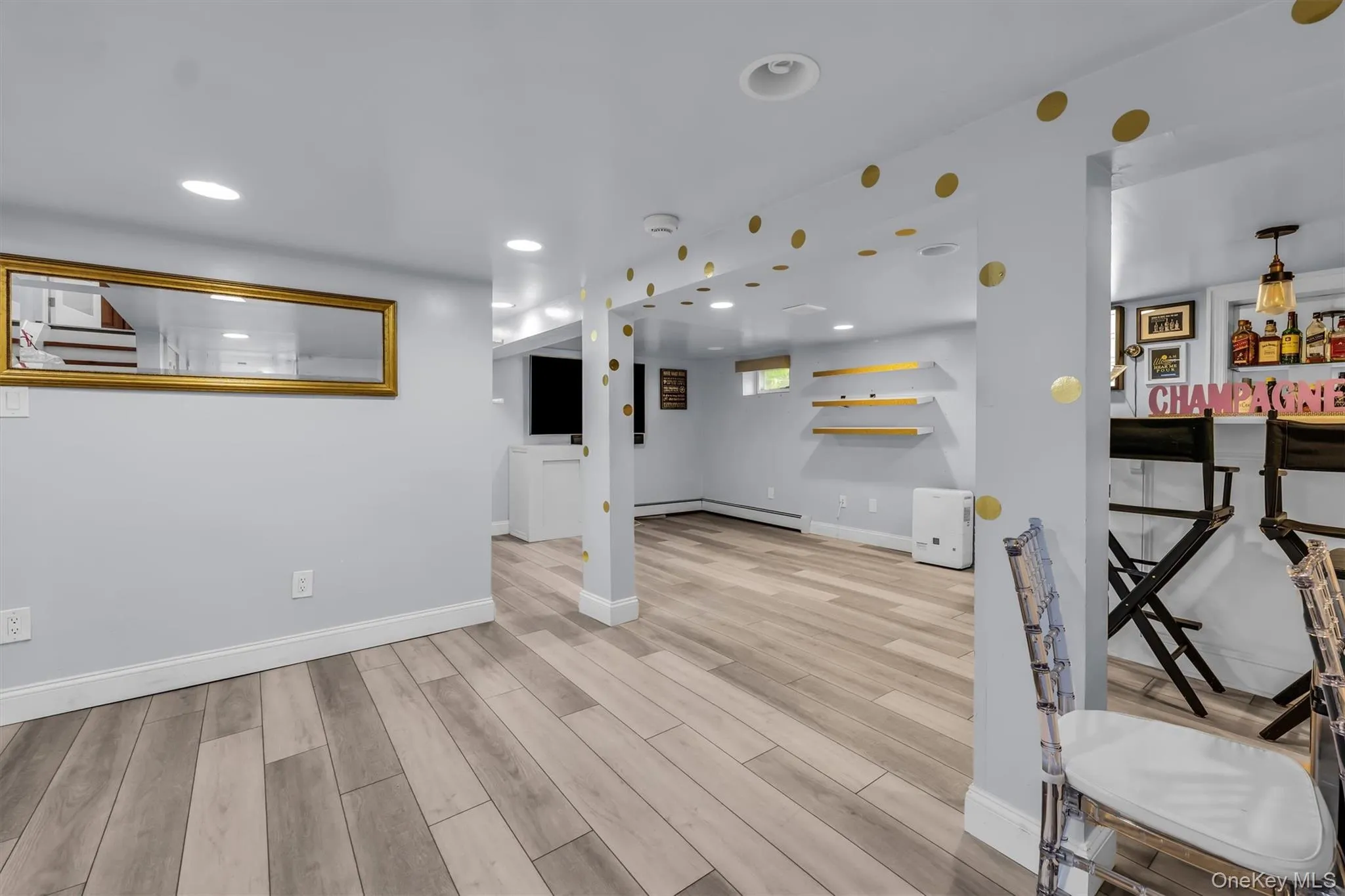 30 West Street, Oyster Bay, NY, 5 Bedrooms Bedrooms, 10 Rooms Rooms,2 BathroomsBathrooms,Residential,For Rent,West,0,1031555 30 West Street, Oyster Bay, NY, 5 Bedrooms Bedrooms, 10 Rooms Rooms,2 BathroomsBathrooms,Residential,For Rent,West,0,1031555