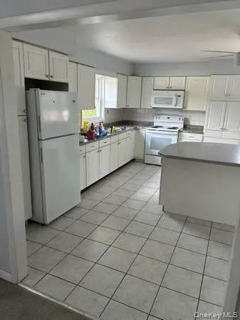 171 Temple Hill Road, New Windsor, NY, 4 Bedrooms Bedrooms, 9 Rooms Rooms,2 BathroomsBathrooms,Residential Lease,For Rent,Temple Hill,0,1031557 171 Temple Hill Road, New Windsor, NY, 4 Bedrooms Bedrooms, 9 Rooms Rooms,2 BathroomsBathrooms,Residential Lease,For Rent,Temple Hill,0,1031557