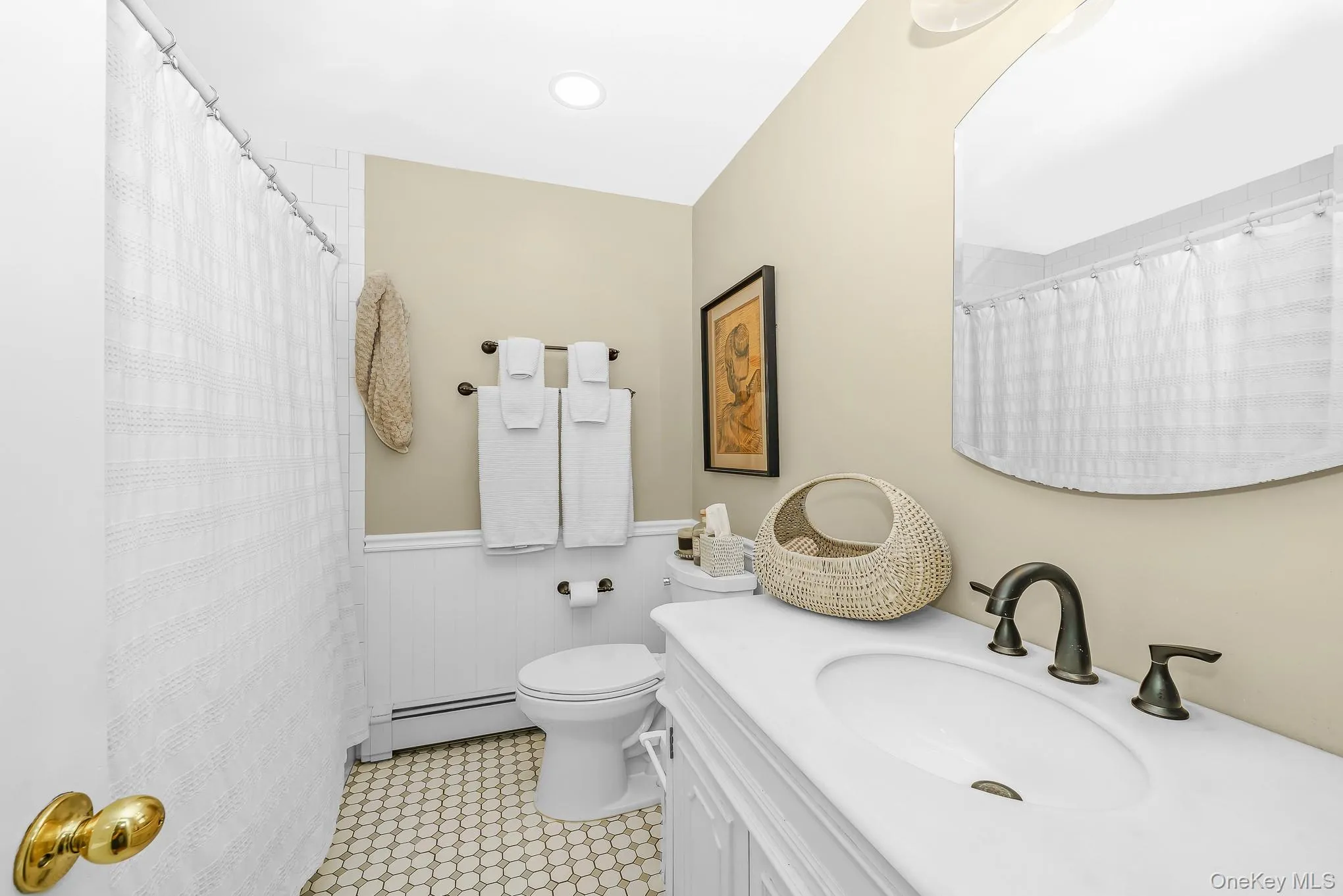 16 Landing Meadow Road, Smithtown, NY, 3 Bedrooms Bedrooms, 8 Rooms Rooms,2 BathroomsBathrooms,Residential,For Rent,Landing Meadow,0,1031558 16 Landing Meadow Road, Smithtown, NY, 3 Bedrooms Bedrooms, 8 Rooms Rooms,2 BathroomsBathrooms,Residential,For Rent,Landing Meadow,0,1031558
