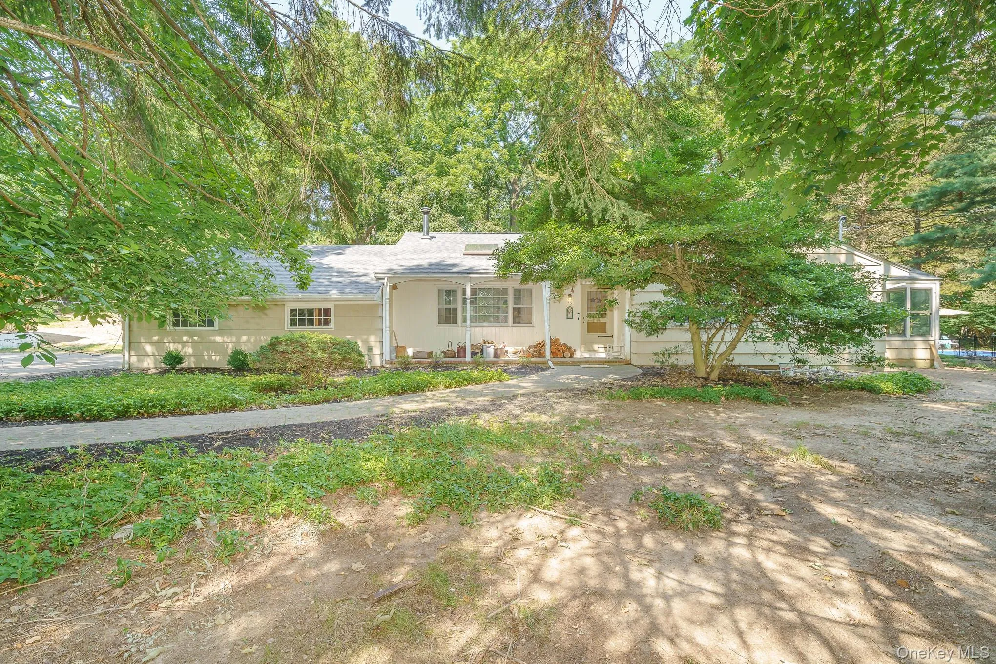 16 Landing Meadow Road, Smithtown, NY, 3 Bedrooms Bedrooms, 8 Rooms Rooms,2 BathroomsBathrooms,Residential,For Rent,Landing Meadow,0,1031558 16 Landing Meadow Road, Smithtown, NY, 3 Bedrooms Bedrooms, 8 Rooms Rooms,2 BathroomsBathrooms,Residential,For Rent,Landing Meadow,0,1031558