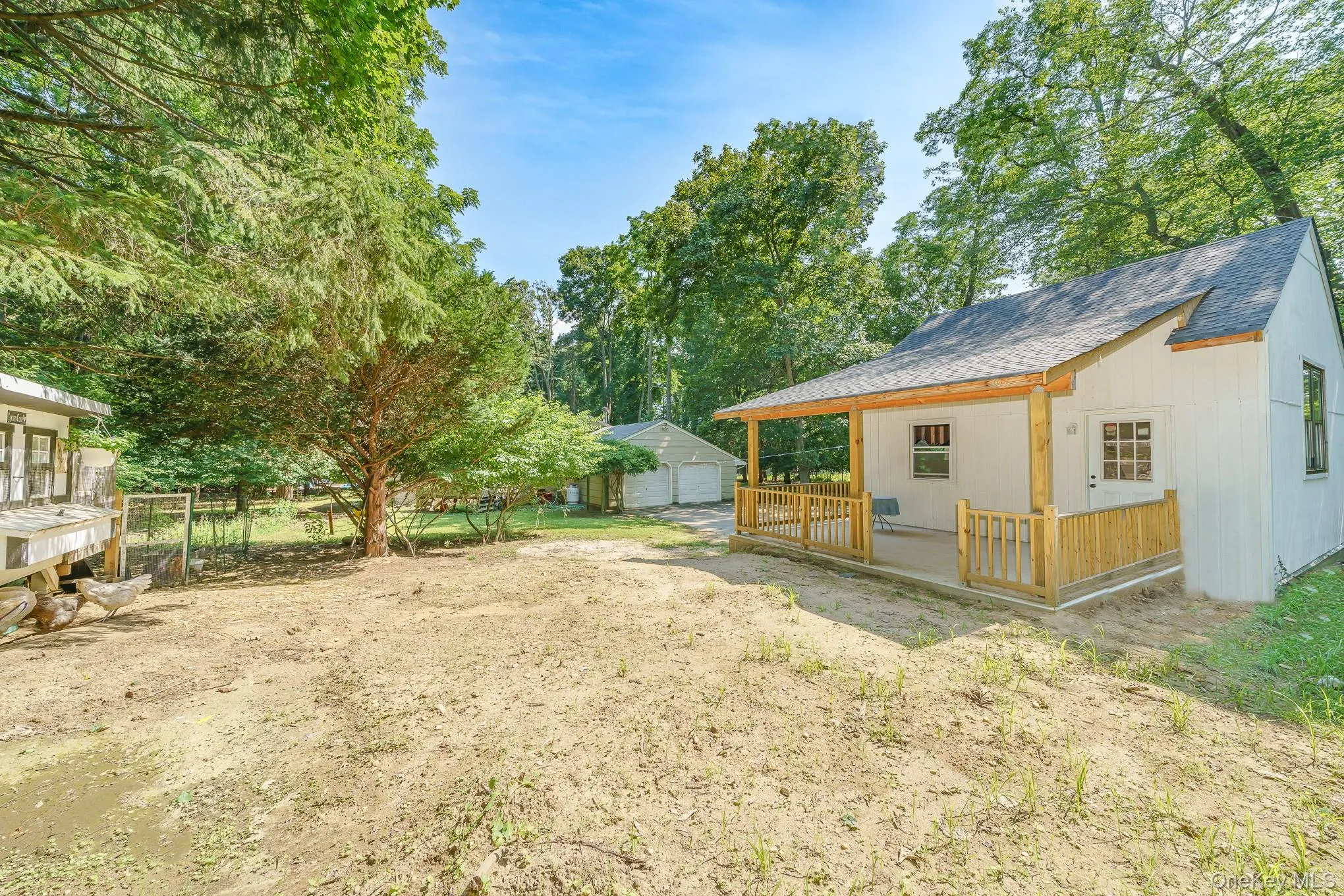 16 Landing Meadow Road, Smithtown, NY, 3 Bedrooms Bedrooms, 8 Rooms Rooms,2 BathroomsBathrooms,Residential,For Rent,Landing Meadow,0,1031558 16 Landing Meadow Road, Smithtown, NY, 3 Bedrooms Bedrooms, 8 Rooms Rooms,2 BathroomsBathrooms,Residential,For Rent,Landing Meadow,0,1031558
