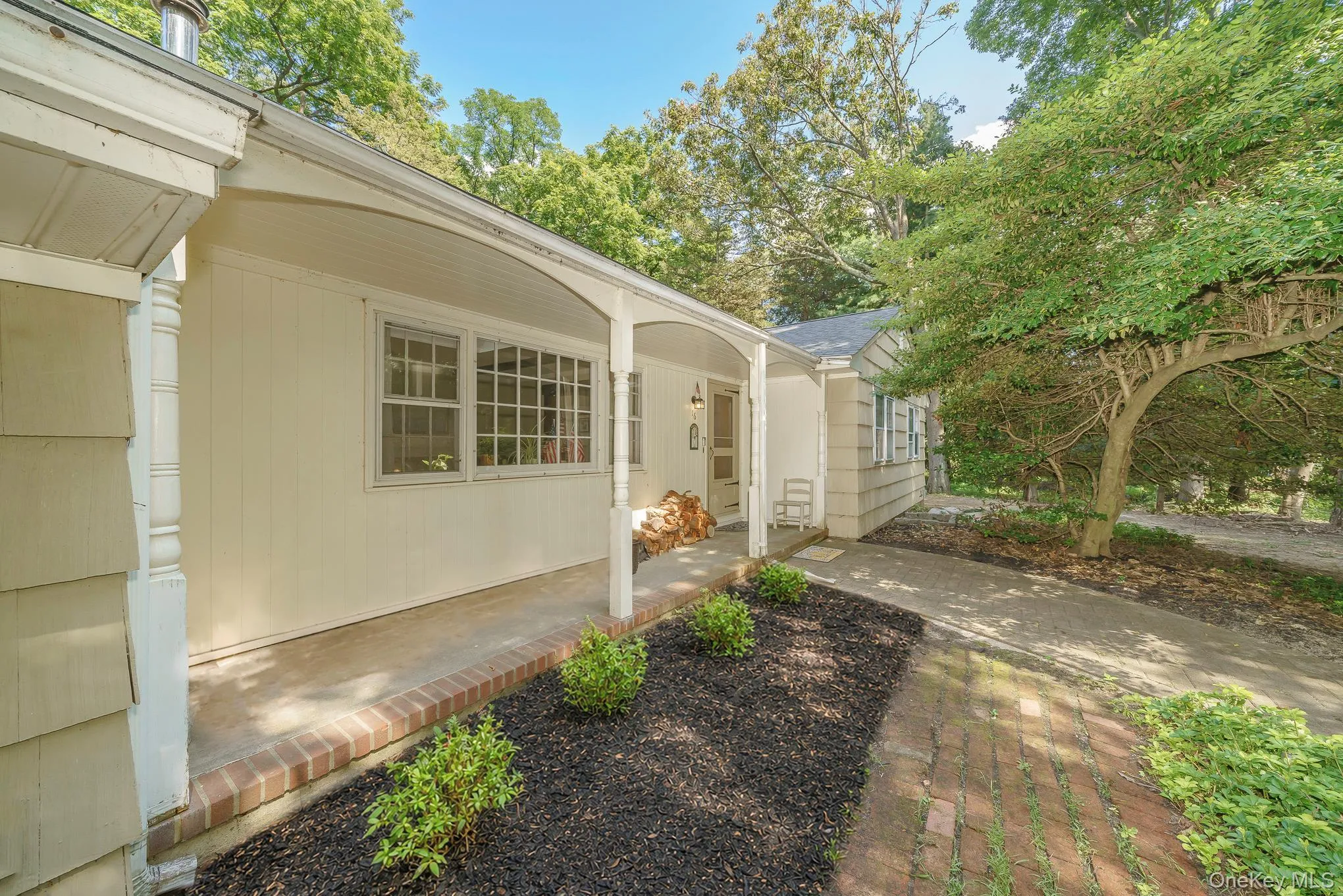 16 Landing Meadow Road, Smithtown, NY, 3 Bedrooms Bedrooms, 8 Rooms Rooms,2 BathroomsBathrooms,Residential,For Rent,Landing Meadow,0,1031558 16 Landing Meadow Road, Smithtown, NY, 3 Bedrooms Bedrooms, 8 Rooms Rooms,2 BathroomsBathrooms,Residential,For Rent,Landing Meadow,0,1031558