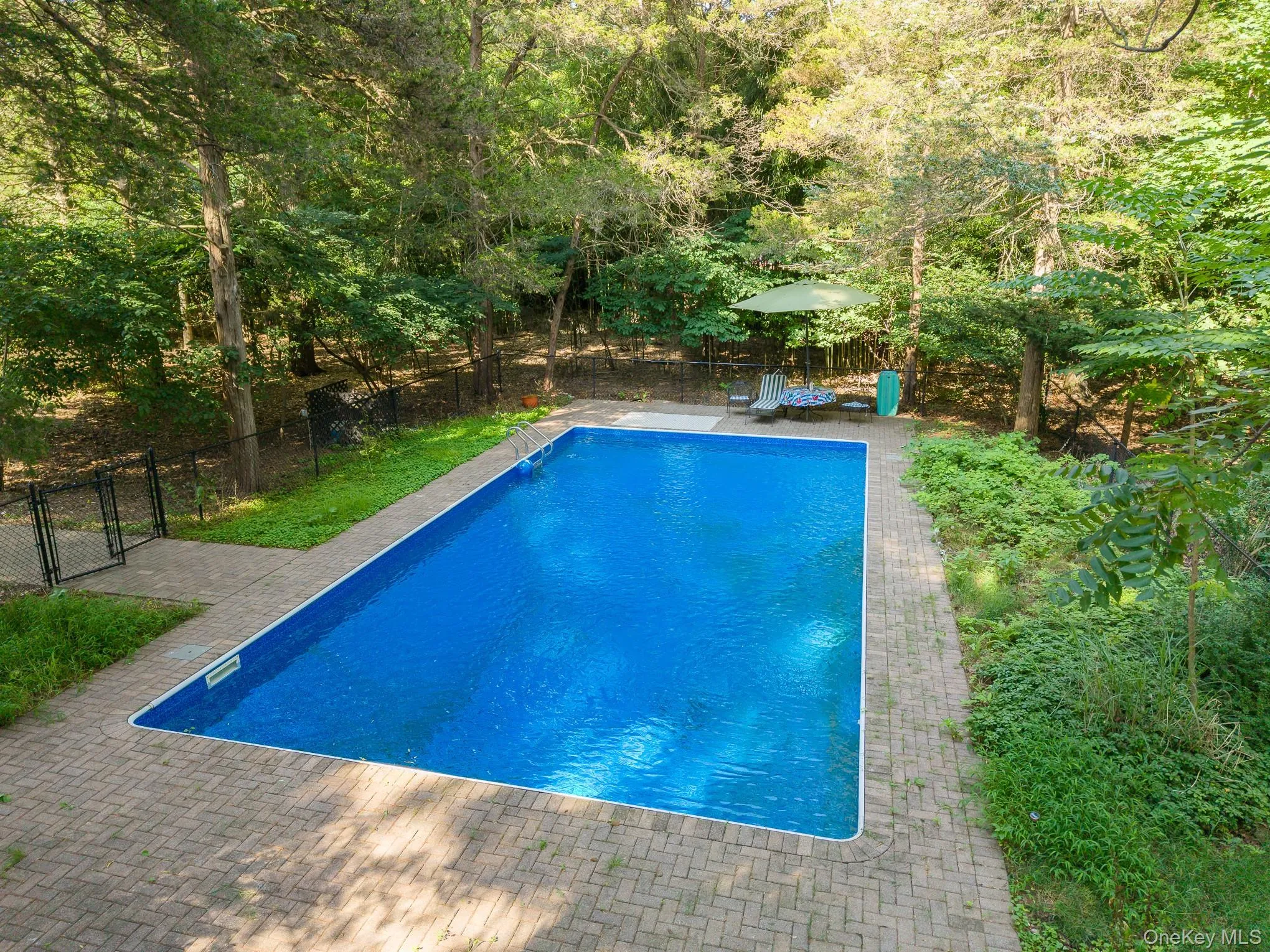 16 Landing Meadow Road, Smithtown, NY, 3 Bedrooms Bedrooms, 8 Rooms Rooms,2 BathroomsBathrooms,Residential,For Rent,Landing Meadow,0,1031558 16 Landing Meadow Road, Smithtown, NY, 3 Bedrooms Bedrooms, 8 Rooms Rooms,2 BathroomsBathrooms,Residential,For Rent,Landing Meadow,0,1031558