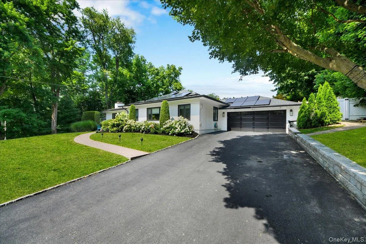 2 Stonycrest Road, Harrison, NY, 3 Bedrooms Bedrooms, 8 Rooms Rooms,2 BathroomsBathrooms,Residential Lease,For Rent,Stonycrest,0,1031559 2 Stonycrest Road, Harrison, NY, 3 Bedrooms Bedrooms, 8 Rooms Rooms,2 BathroomsBathrooms,Residential Lease,For Rent,Stonycrest,0,1031559