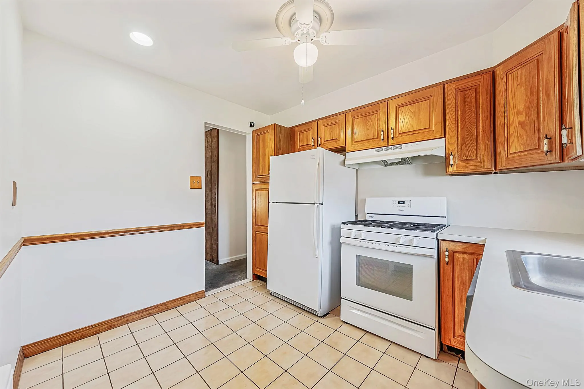 177 10th Street, Oyster Bay, NY, 3 Bedrooms Bedrooms, 6 Rooms Rooms,2 BathroomsBathrooms,Residential,For Rent,10th,0,1031563 177 10th Street, Oyster Bay, NY, 3 Bedrooms Bedrooms, 6 Rooms Rooms,2 BathroomsBathrooms,Residential,For Rent,10th,0,1031563
