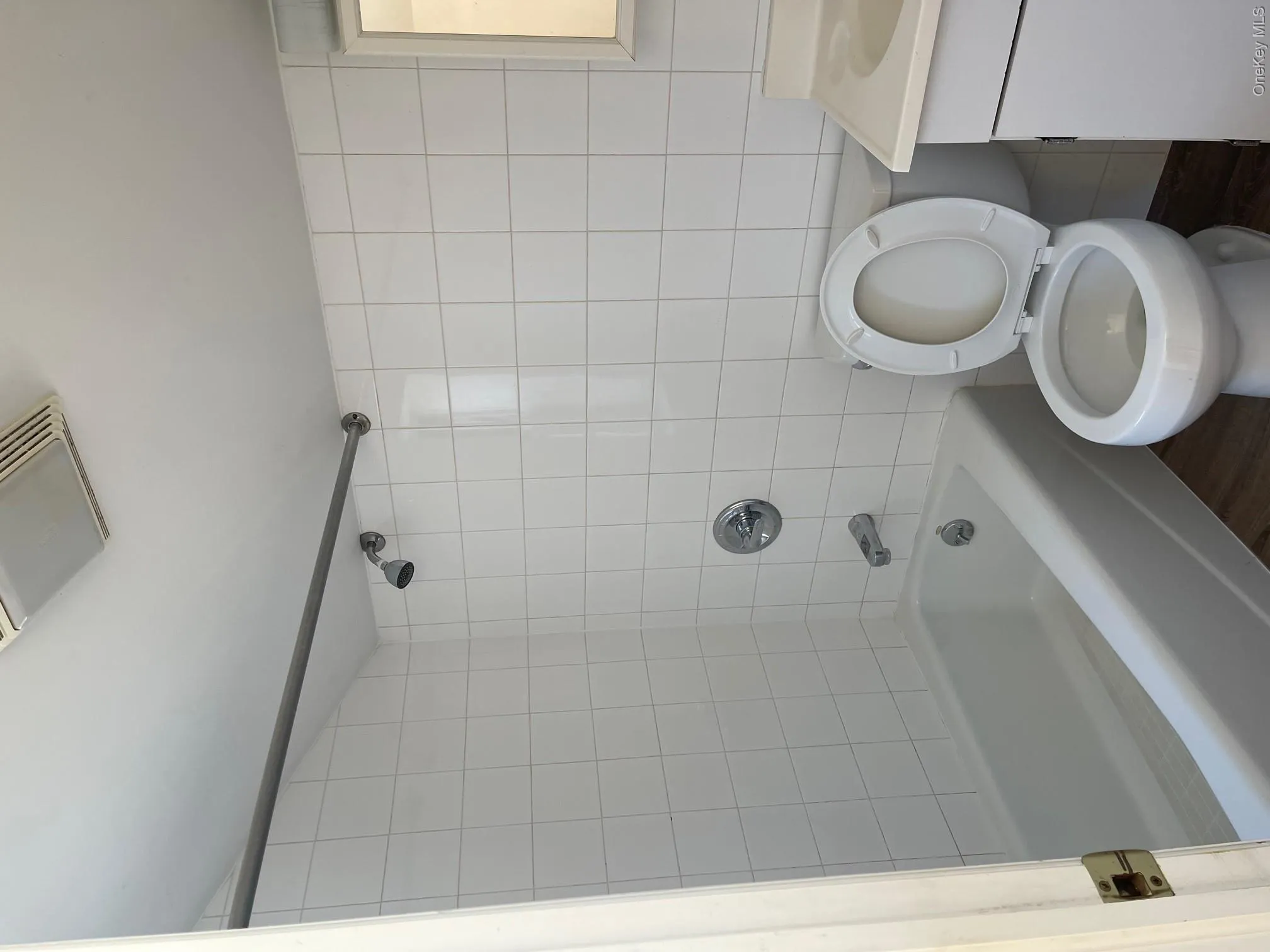245-33 60th Avenue, New York, NY, 3 Bedrooms Bedrooms, 7 Rooms Rooms,2 BathroomsBathrooms,Residential Lease,For Rent,60th,0,1031566 245-33 60th Avenue, New York, NY, 3 Bedrooms Bedrooms, 7 Rooms Rooms,2 BathroomsBathrooms,Residential Lease,For Rent,60th,0,1031566