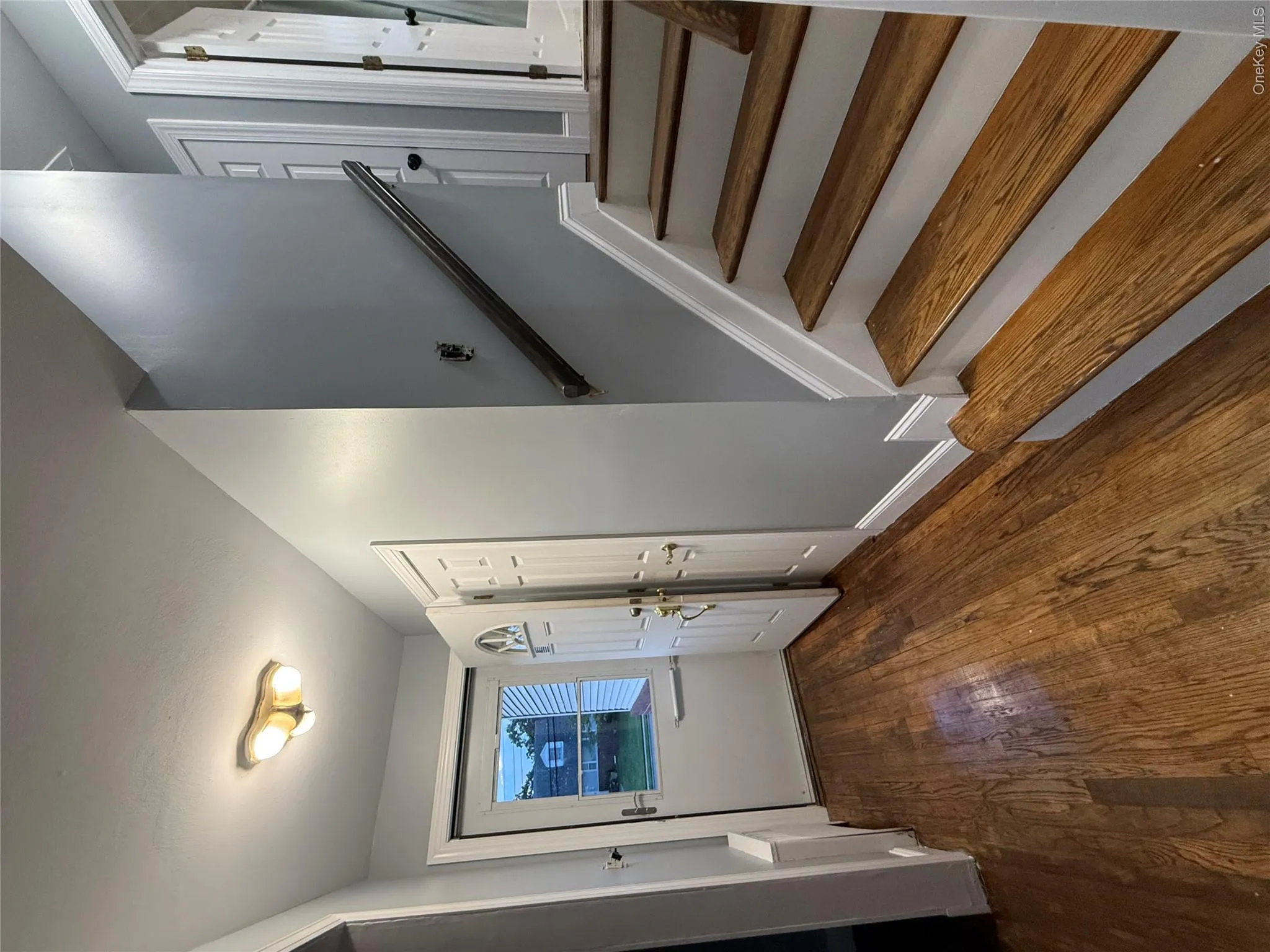 6 Gateway Street, Oyster Bay, NY, 3 Bedrooms Bedrooms, 8 Rooms Rooms,2 BathroomsBathrooms,Residential Lease,For Rent,Gateway,0,1031568 6 Gateway Street, Oyster Bay, NY, 3 Bedrooms Bedrooms, 8 Rooms Rooms,2 BathroomsBathrooms,Residential Lease,For Rent,Gateway,0,1031568