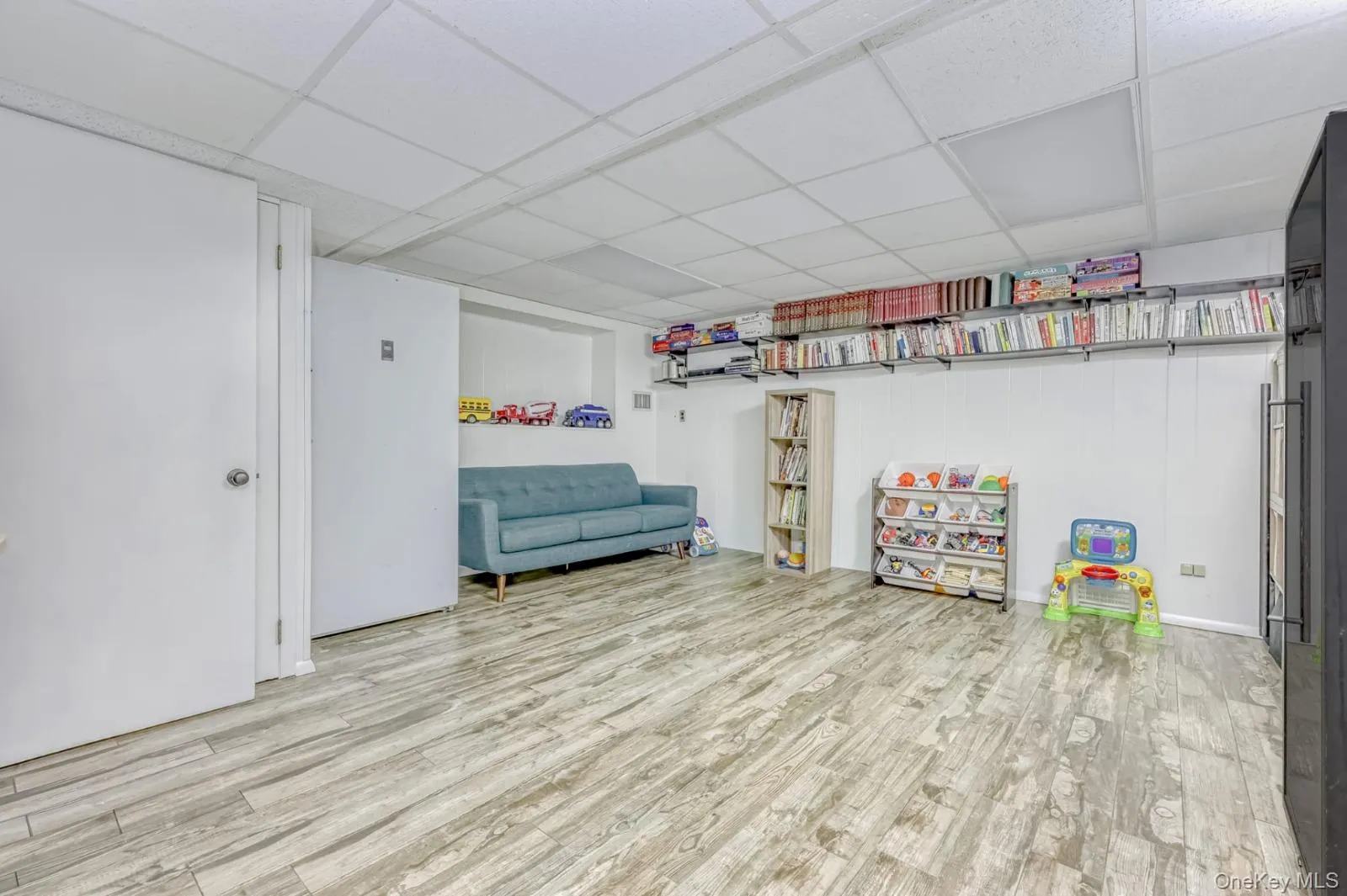 13 Gladwyne Court, Ramapo, NY, 6 Bedrooms Bedrooms, 11 Rooms Rooms,3 BathroomsBathrooms,Residential,For Rent,Gladwyne,0,1031569 13 Gladwyne Court, Ramapo, NY, 6 Bedrooms Bedrooms, 11 Rooms Rooms,3 BathroomsBathrooms,Residential,For Rent,Gladwyne,0,1031569