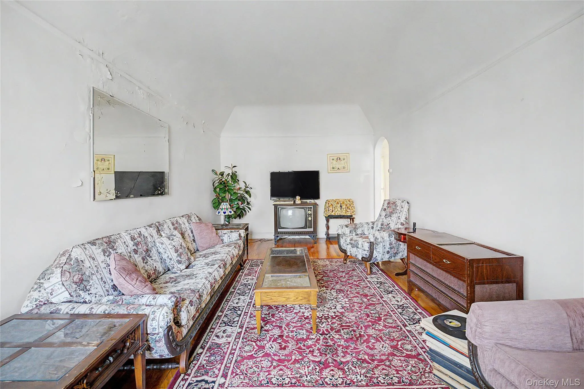 5904 146th Street, New York, NY, 3 Bedrooms Bedrooms, 10 Rooms Rooms,2 BathroomsBathrooms,Residential,For Rent,146th,0,1031581 5904 146th Street, New York, NY, 3 Bedrooms Bedrooms, 10 Rooms Rooms,2 BathroomsBathrooms,Residential,For Rent,146th,0,1031581