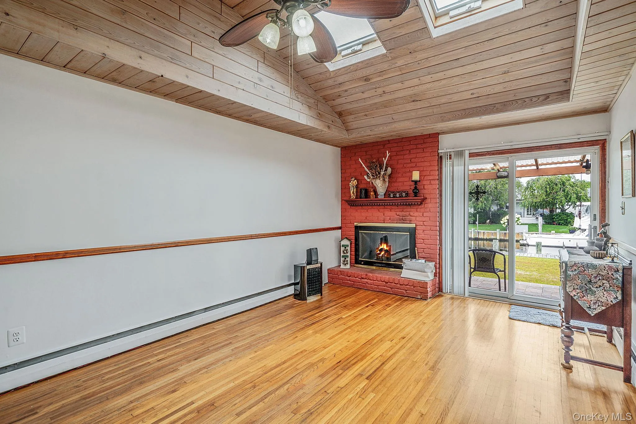 35 Fleets Point Drive, West Babylon, NY, 3 Bedrooms Bedrooms, 7 Rooms Rooms,2 BathroomsBathrooms,Residential,For Rent,Fleets Point,0,1031582 35 Fleets Point Drive, West Babylon, NY, 3 Bedrooms Bedrooms, 7 Rooms Rooms,2 BathroomsBathrooms,Residential,For Rent,Fleets Point,0,1031582