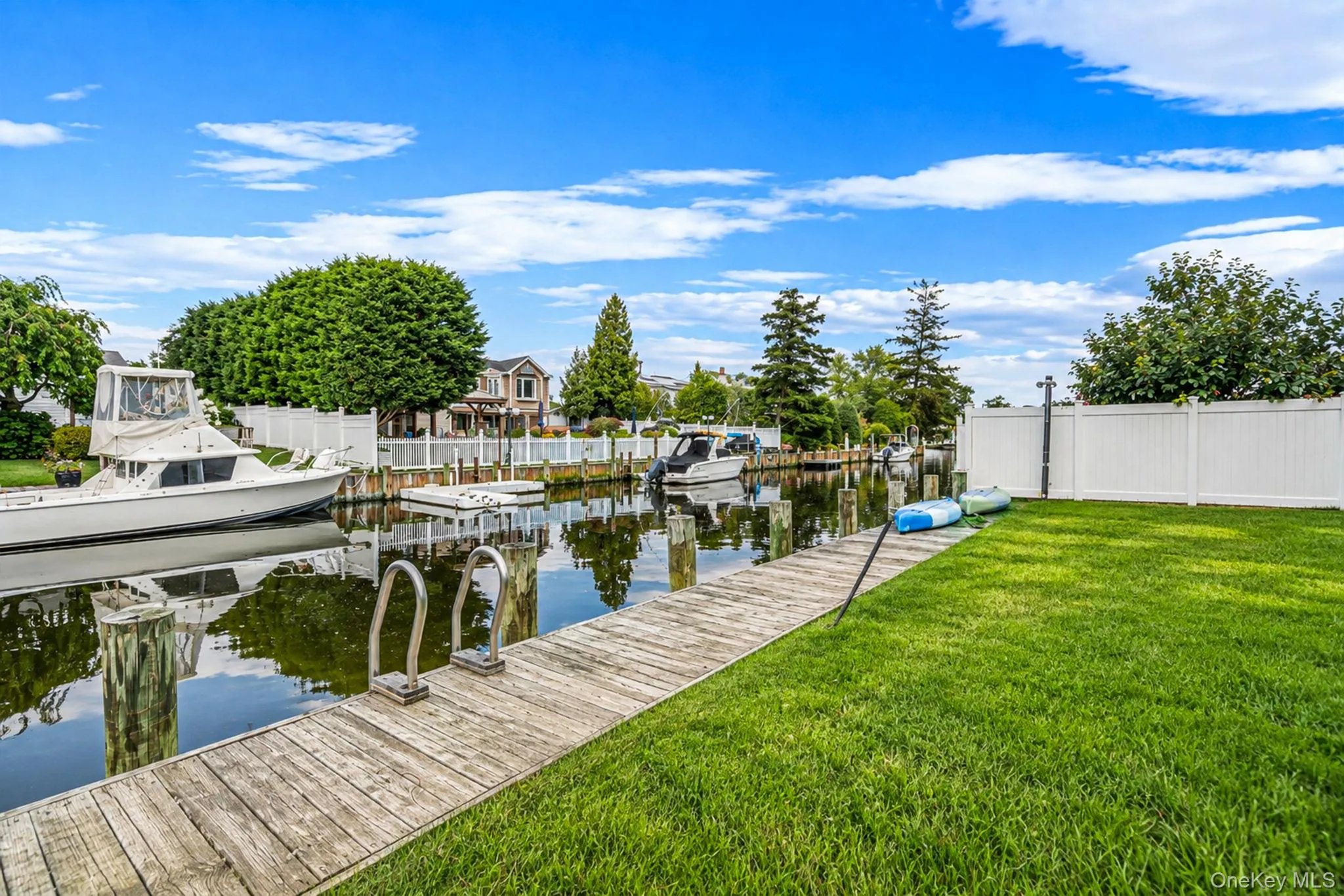 35 Fleets Point Drive, West Babylon, NY, 3 Bedrooms Bedrooms, 7 Rooms Rooms,2 BathroomsBathrooms,Residential,For Rent,Fleets Point,0,1031582 35 Fleets Point Drive, West Babylon, NY, 3 Bedrooms Bedrooms, 7 Rooms Rooms,2 BathroomsBathrooms,Residential,For Rent,Fleets Point,0,1031582