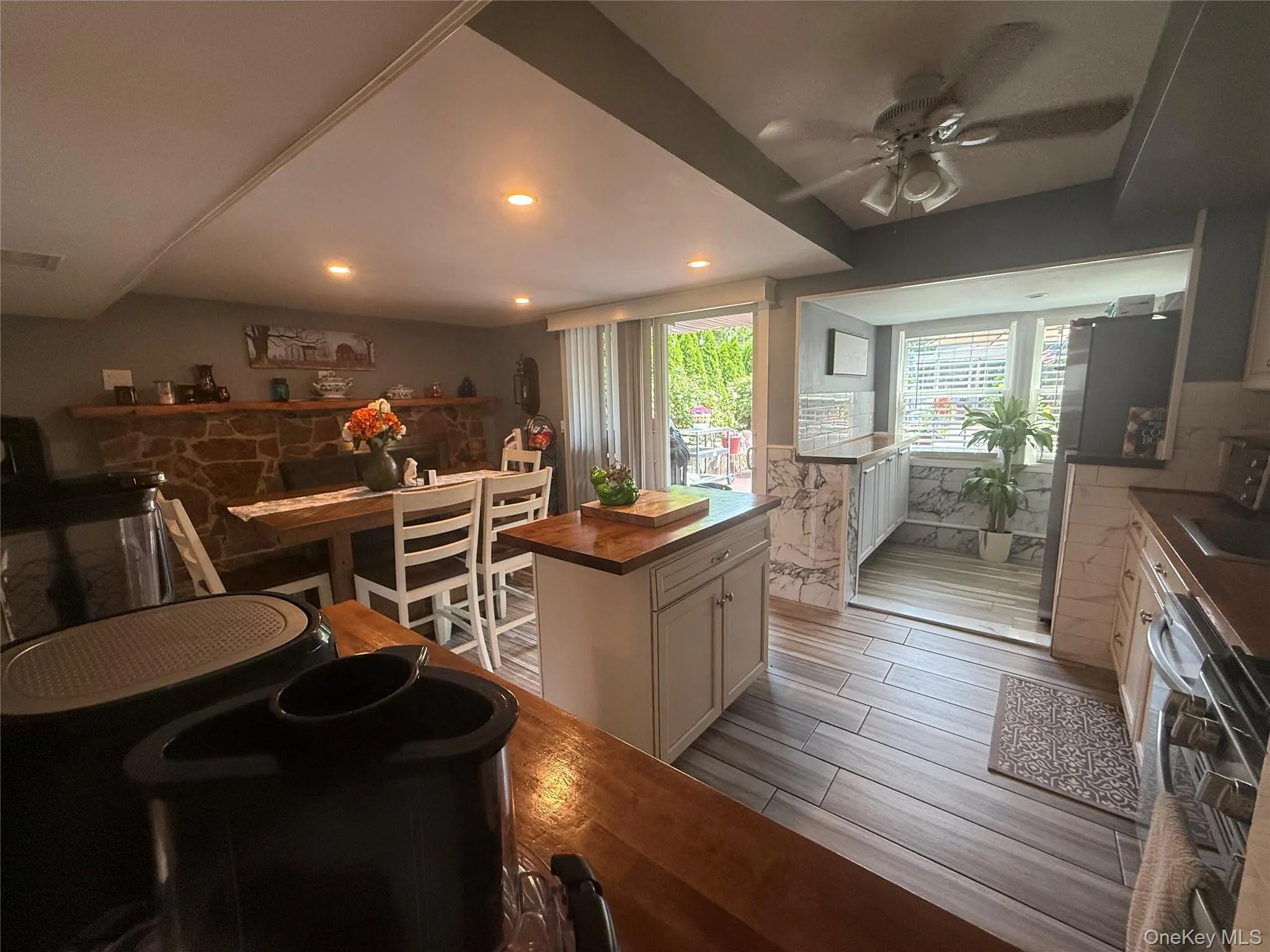 14 Fairway Drive, Brookhaven, NY, 4 Bedrooms Bedrooms, 7 Rooms Rooms,1 BathroomBathrooms,Residential,For Rent,Fairway,0,1031586 14 Fairway Drive, Brookhaven, NY, 4 Bedrooms Bedrooms, 7 Rooms Rooms,1 BathroomBathrooms,Residential,For Rent,Fairway,0,1031586
