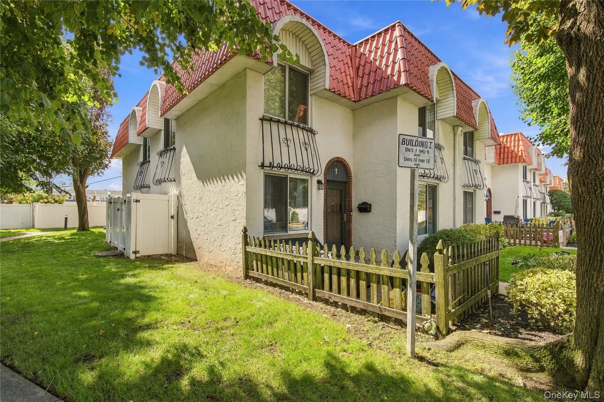1 Alhambra Drive, Hempstead, NY, 3 Bedrooms Bedrooms, 6 Rooms Rooms,1 BathroomBathrooms,Residential,For Rent,Alhambra,0,1031587 1 Alhambra Drive, Hempstead, NY, 3 Bedrooms Bedrooms, 6 Rooms Rooms,1 BathroomBathrooms,Residential,For Rent,Alhambra,0,1031587