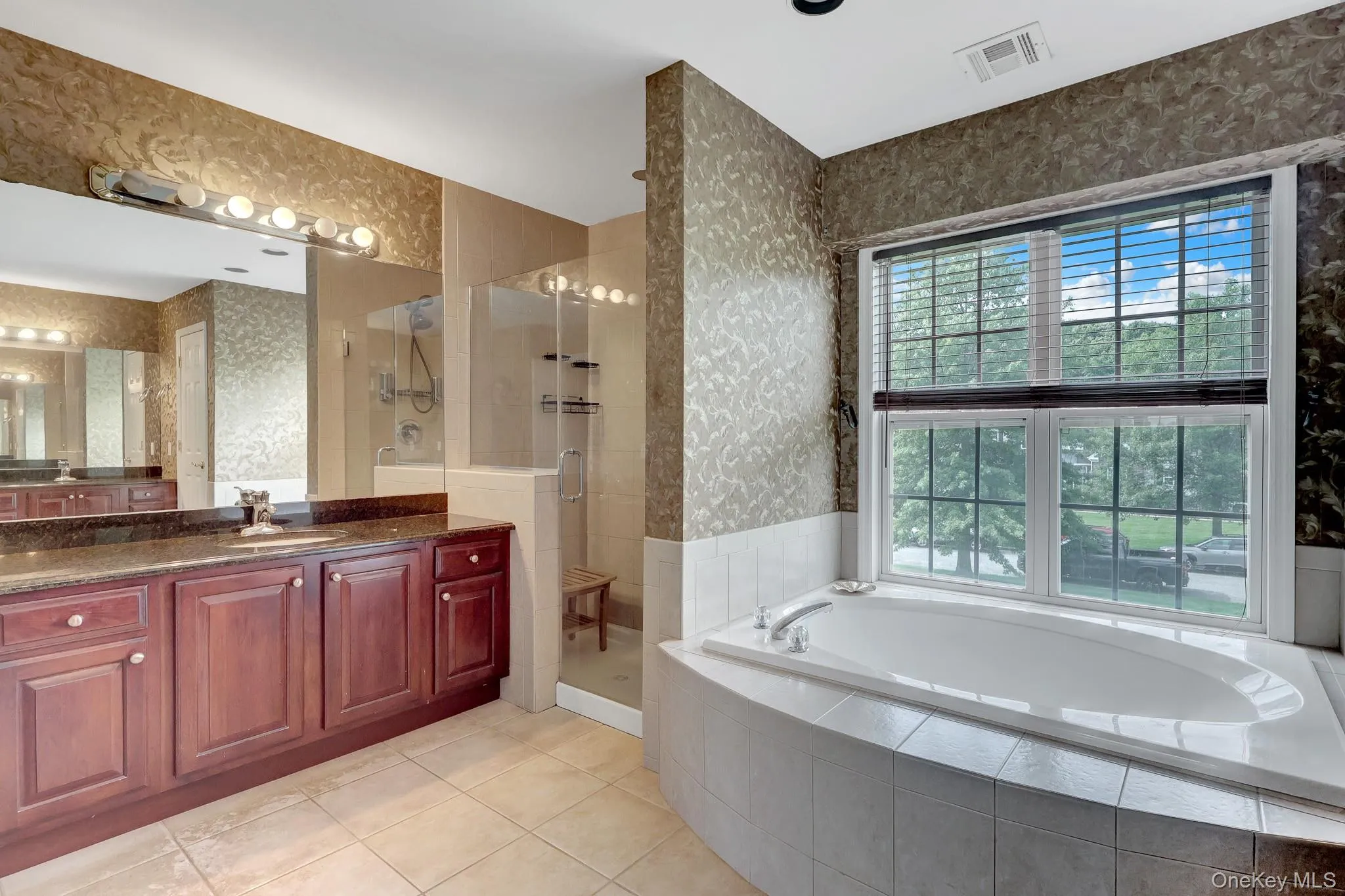 7 Brookline Court, Riverhead, NY, 5 Bedrooms Bedrooms, 12 Rooms Rooms,4 BathroomsBathrooms,Residential,For Rent,Brookline,0,1031590 7 Brookline Court, Riverhead, NY, 5 Bedrooms Bedrooms, 12 Rooms Rooms,4 BathroomsBathrooms,Residential,For Rent,Brookline,0,1031590