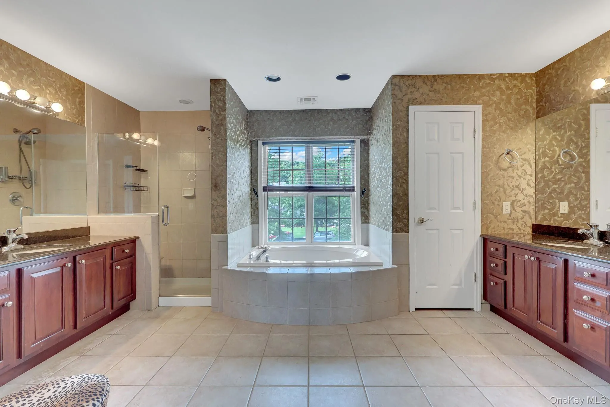 7 Brookline Court, Riverhead, NY, 5 Bedrooms Bedrooms, 12 Rooms Rooms,4 BathroomsBathrooms,Residential,For Rent,Brookline,0,1031590 7 Brookline Court, Riverhead, NY, 5 Bedrooms Bedrooms, 12 Rooms Rooms,4 BathroomsBathrooms,Residential,For Rent,Brookline,0,1031590