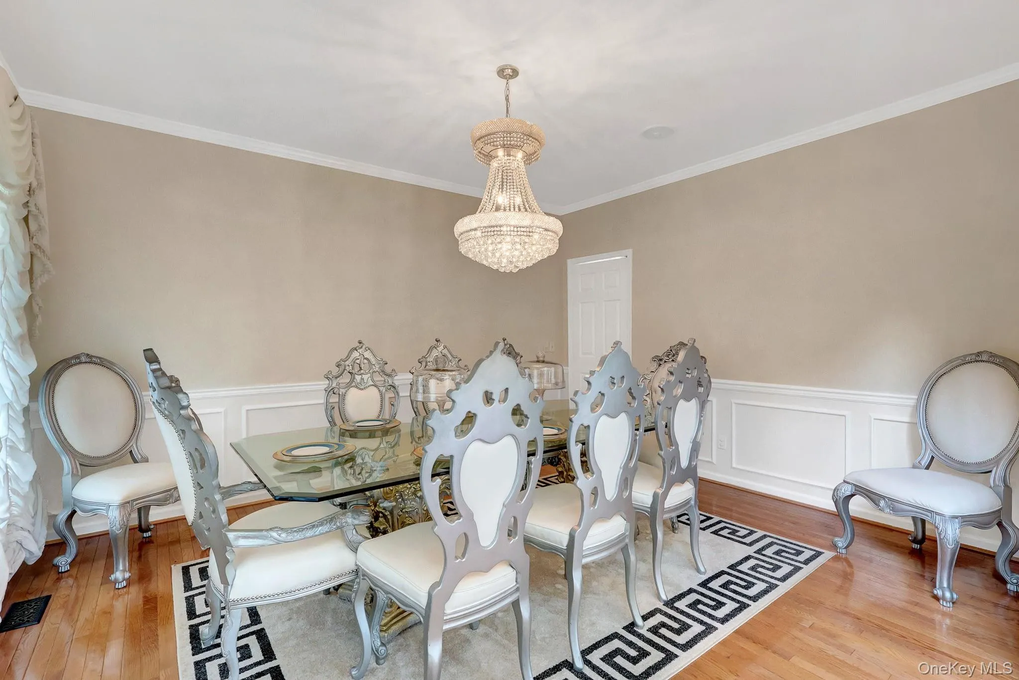 7 Brookline Court, Riverhead, NY, 5 Bedrooms Bedrooms, 12 Rooms Rooms,4 BathroomsBathrooms,Residential,For Rent,Brookline,0,1031590 7 Brookline Court, Riverhead, NY, 5 Bedrooms Bedrooms, 12 Rooms Rooms,4 BathroomsBathrooms,Residential,For Rent,Brookline,0,1031590