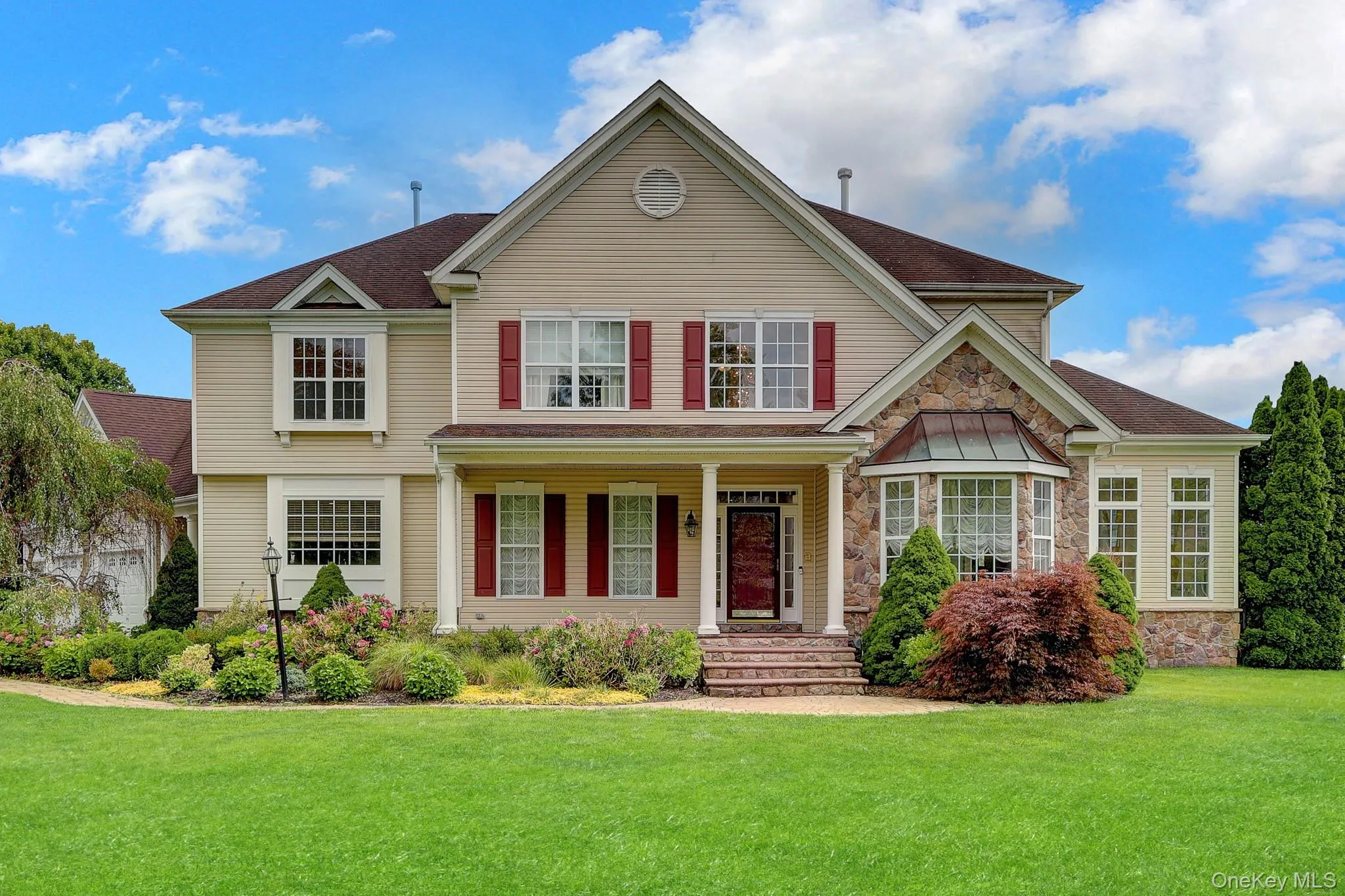 7 Brookline Court, Riverhead, NY, 5 Bedrooms Bedrooms, 12 Rooms Rooms,4 BathroomsBathrooms,Residential,For Rent,Brookline,0,1031590 7 Brookline Court, Riverhead, NY, 5 Bedrooms Bedrooms, 12 Rooms Rooms,4 BathroomsBathrooms,Residential,For Rent,Brookline,0,1031590