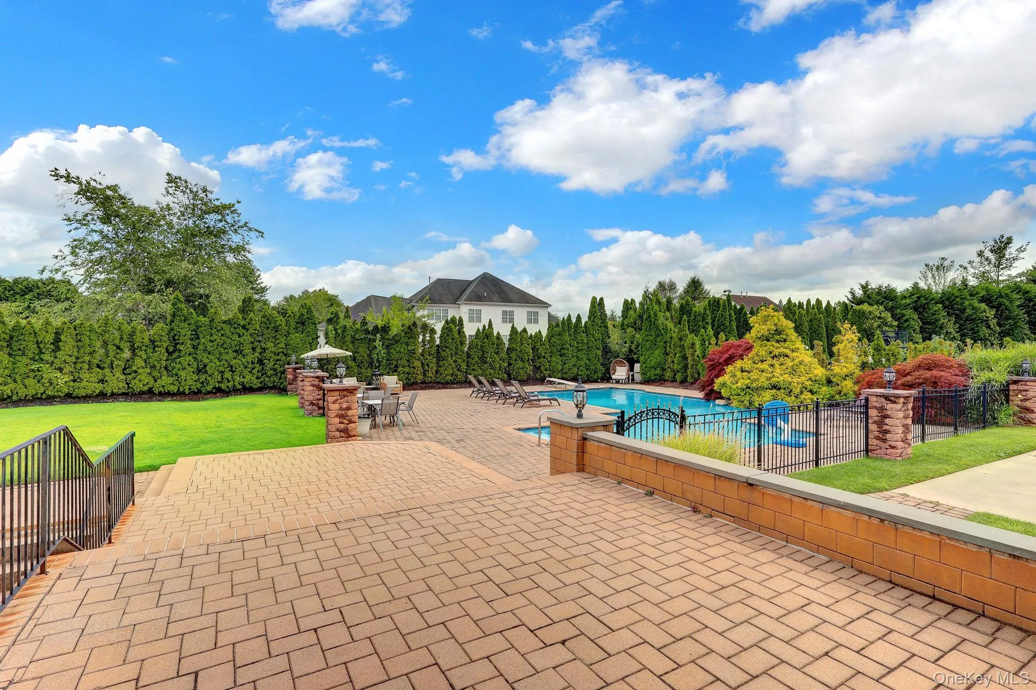 7 Brookline Court, Riverhead, NY, 5 Bedrooms Bedrooms, 12 Rooms Rooms,4 BathroomsBathrooms,Residential,For Rent,Brookline,0,1031590 7 Brookline Court, Riverhead, NY, 5 Bedrooms Bedrooms, 12 Rooms Rooms,4 BathroomsBathrooms,Residential,For Rent,Brookline,0,1031590
